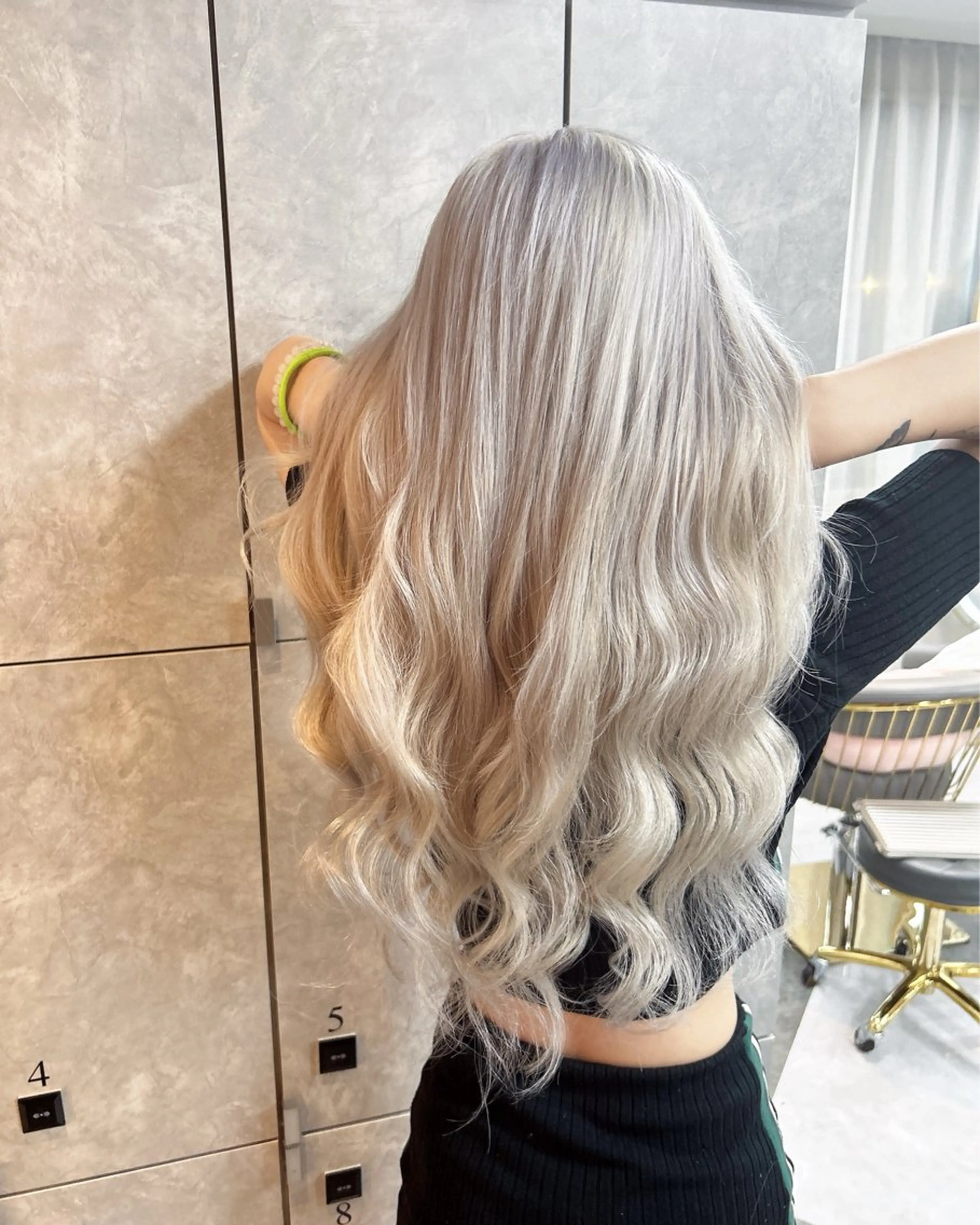 ロング ガルボヘアー心斎橋店所属・心斎橋/髪型整形美容 師/カット/カラーのヘアスタイル