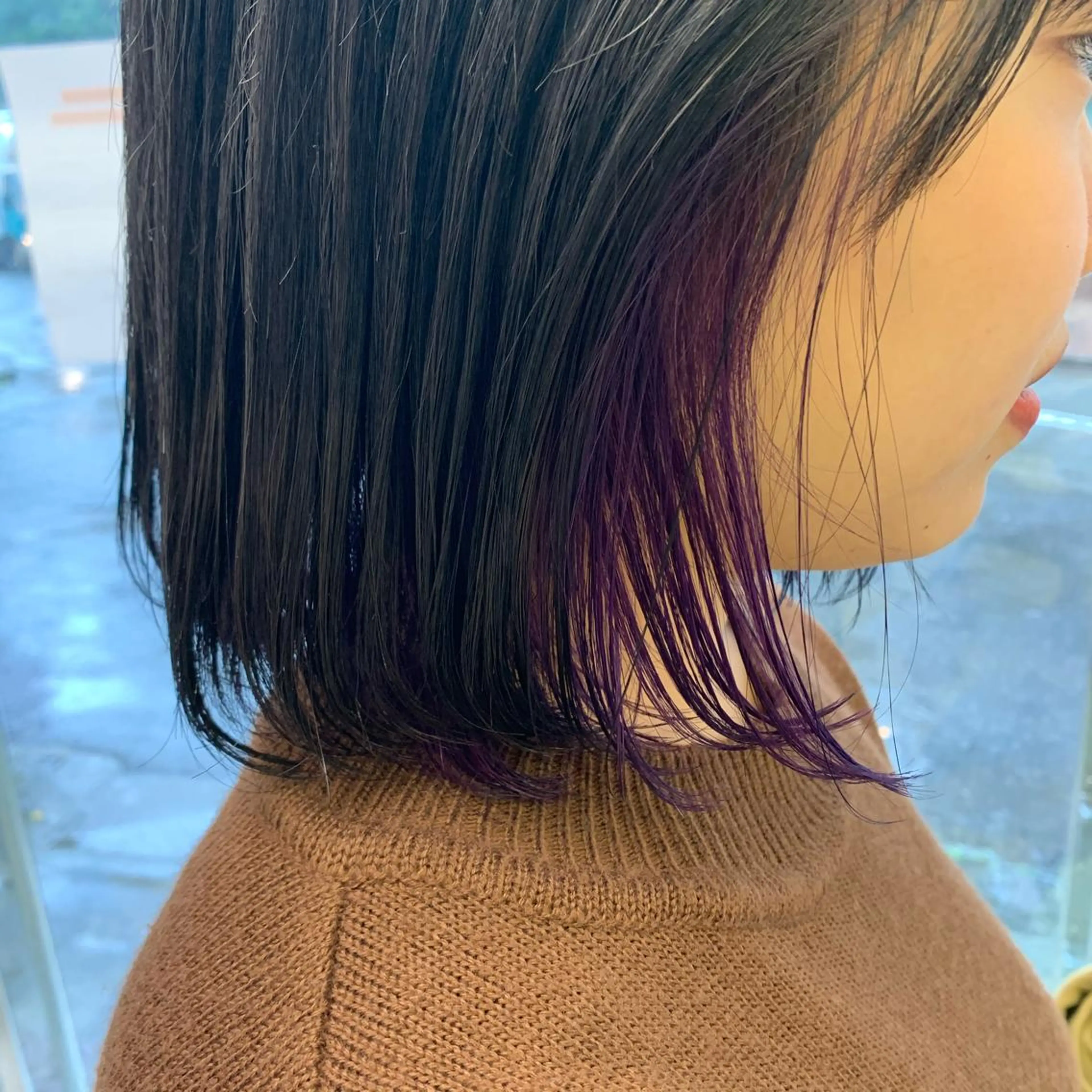 ショート カラー ヘアアレンジ サナ🌱 切りっぱなしボブのヘアスタイル