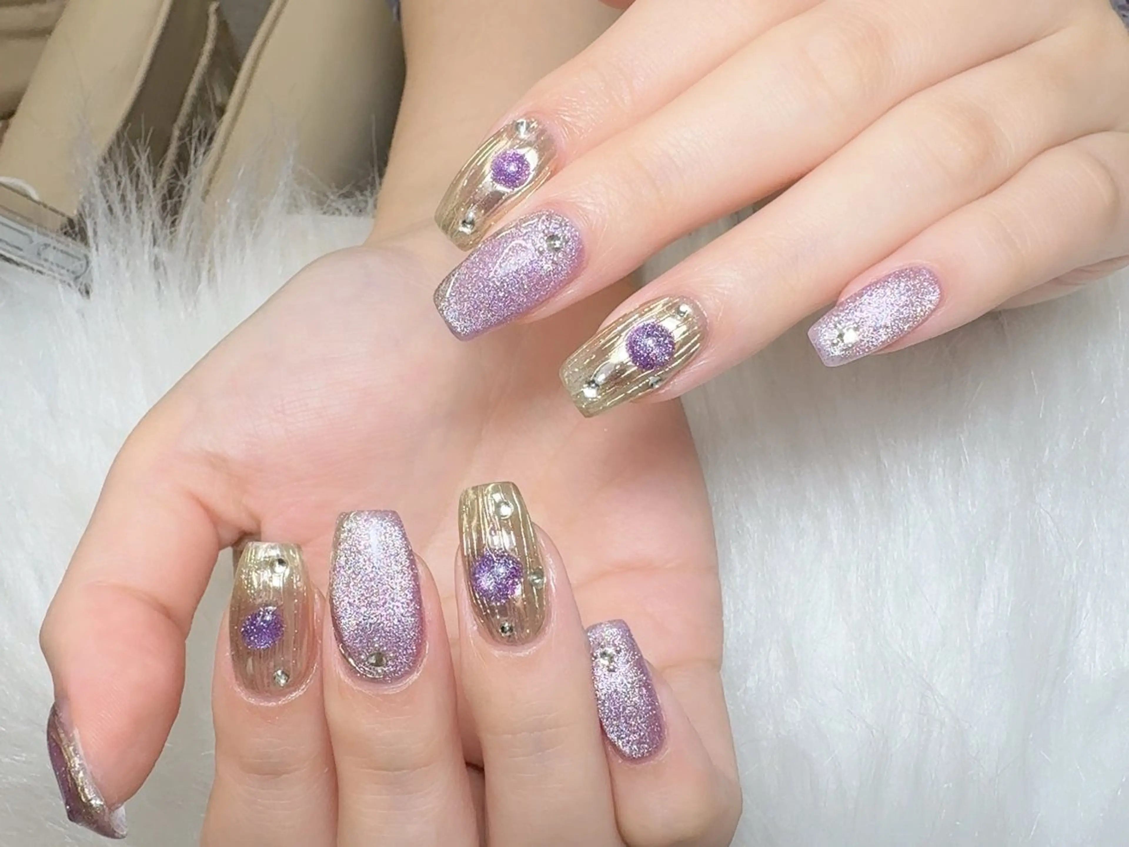 ネイル グロー ネイルのネイルデザイン