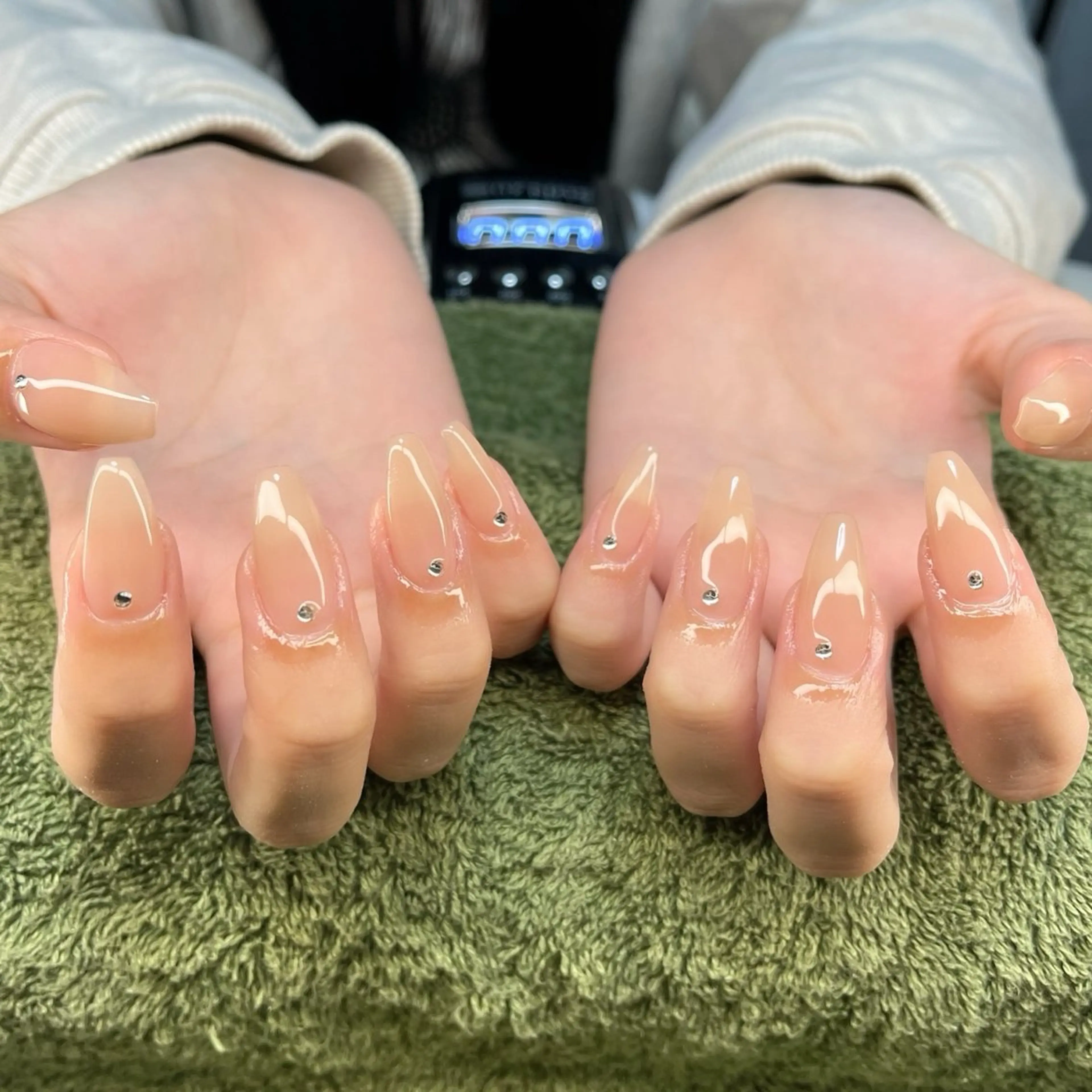 ネイル ストーンネイル ハンドネイル MHR nailのネイルデザイン