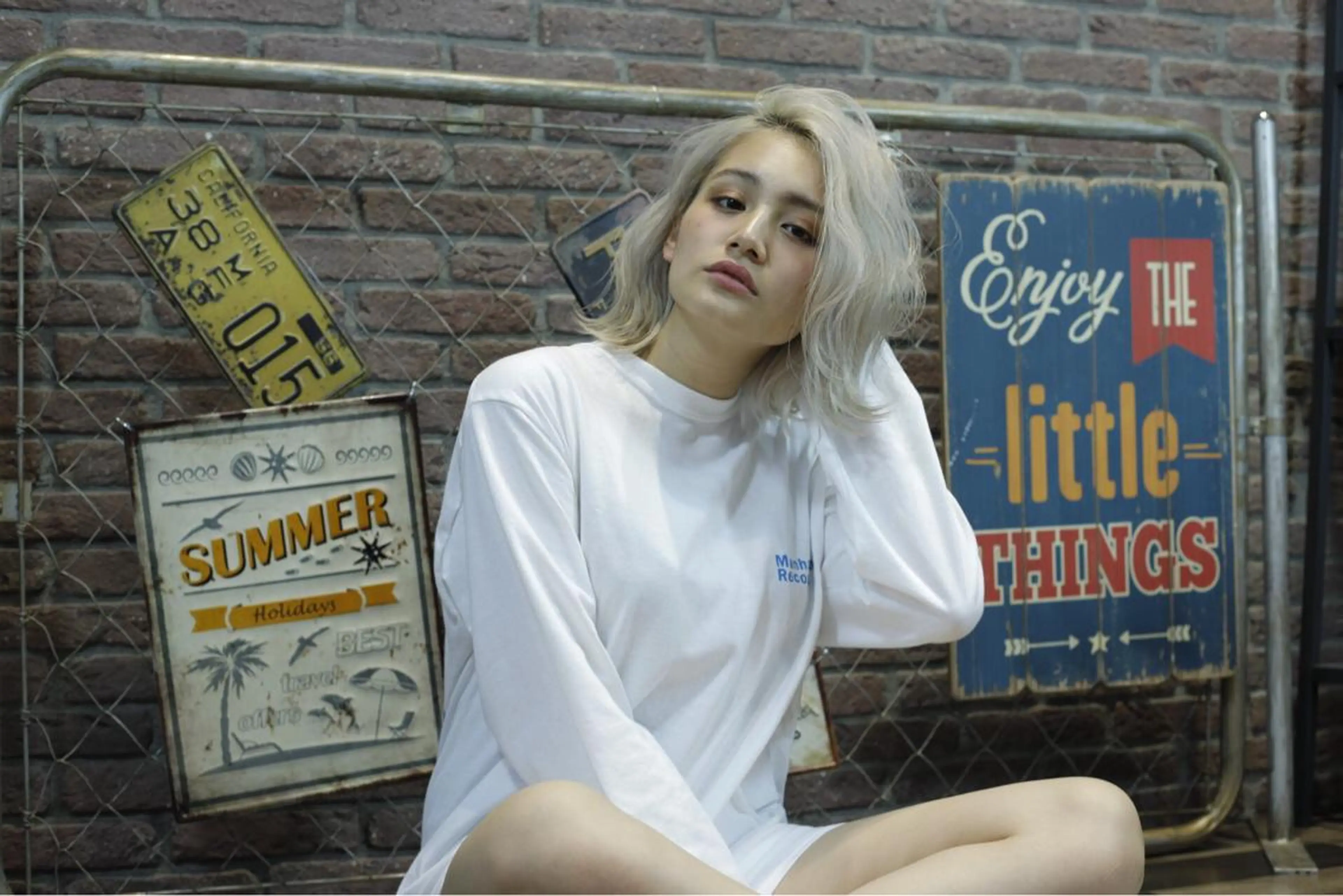 ショート カラー 切りっぱなしボブ ブリーチ ダブルカラー ボブ grow 榎本のヘアスタイル