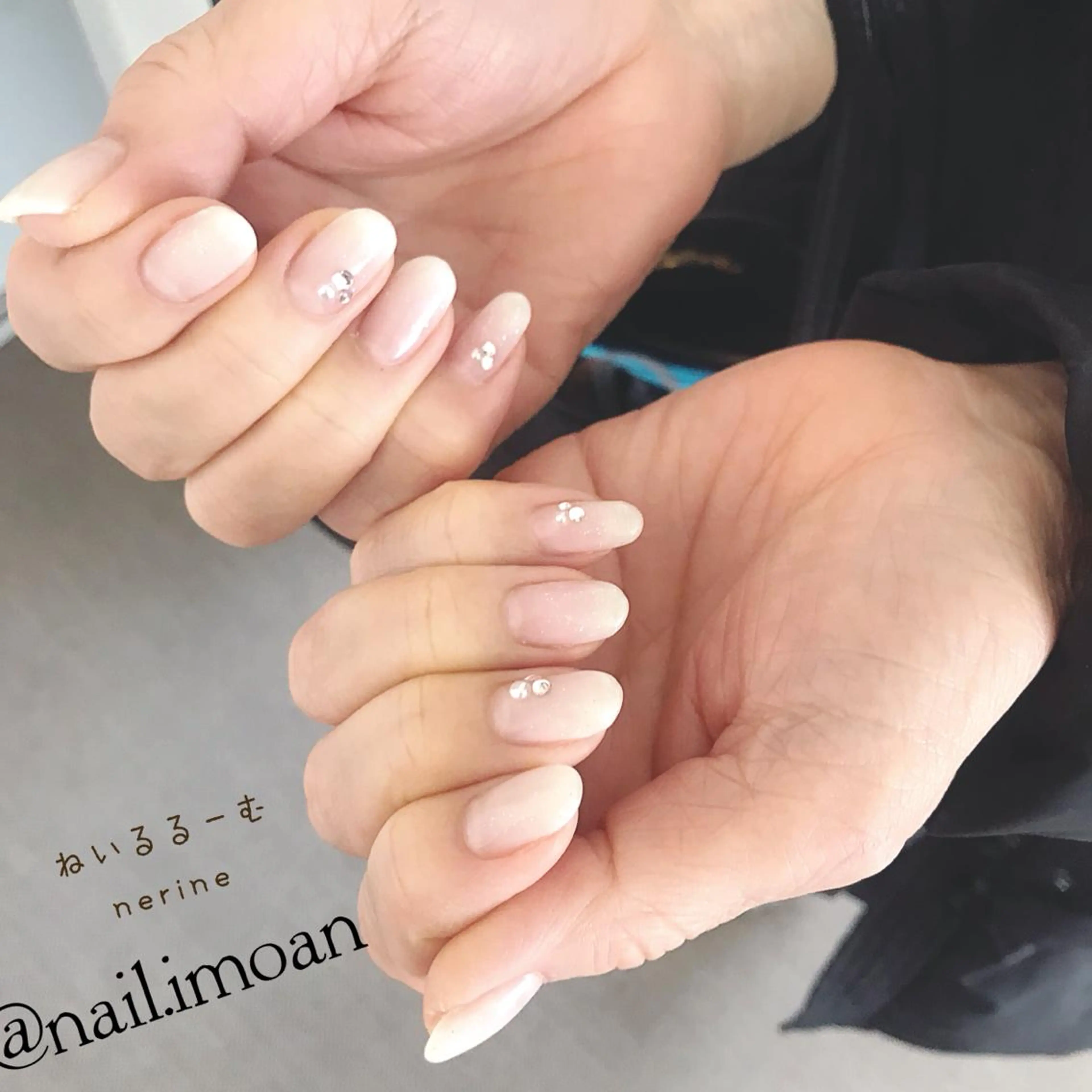 ネイル アートネイル グラデーション NAILST Naomiのネイルデザイン
