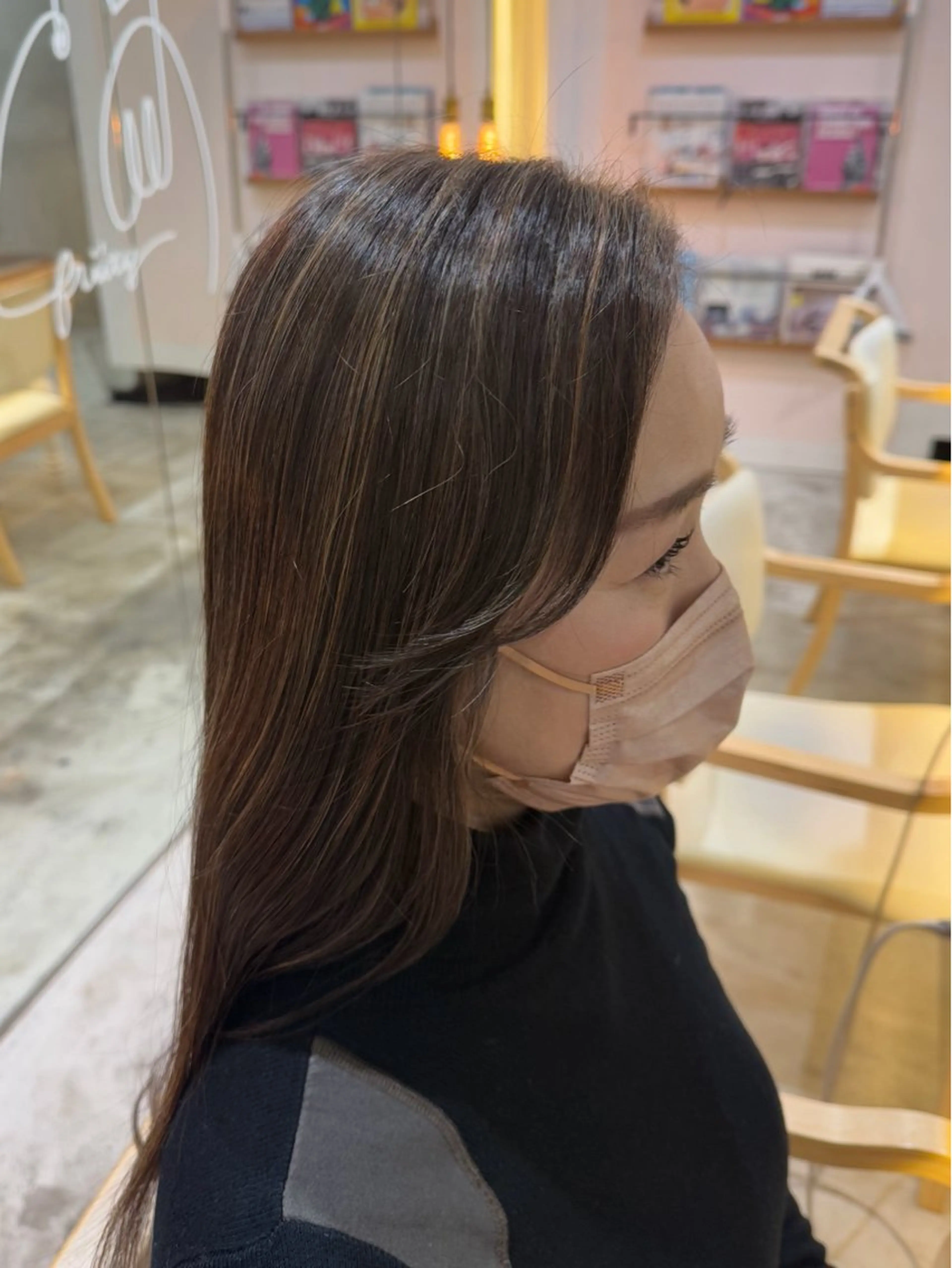 カラー ヘアカラー 喜友名 ウララの眉毛・アイブロウイメージ