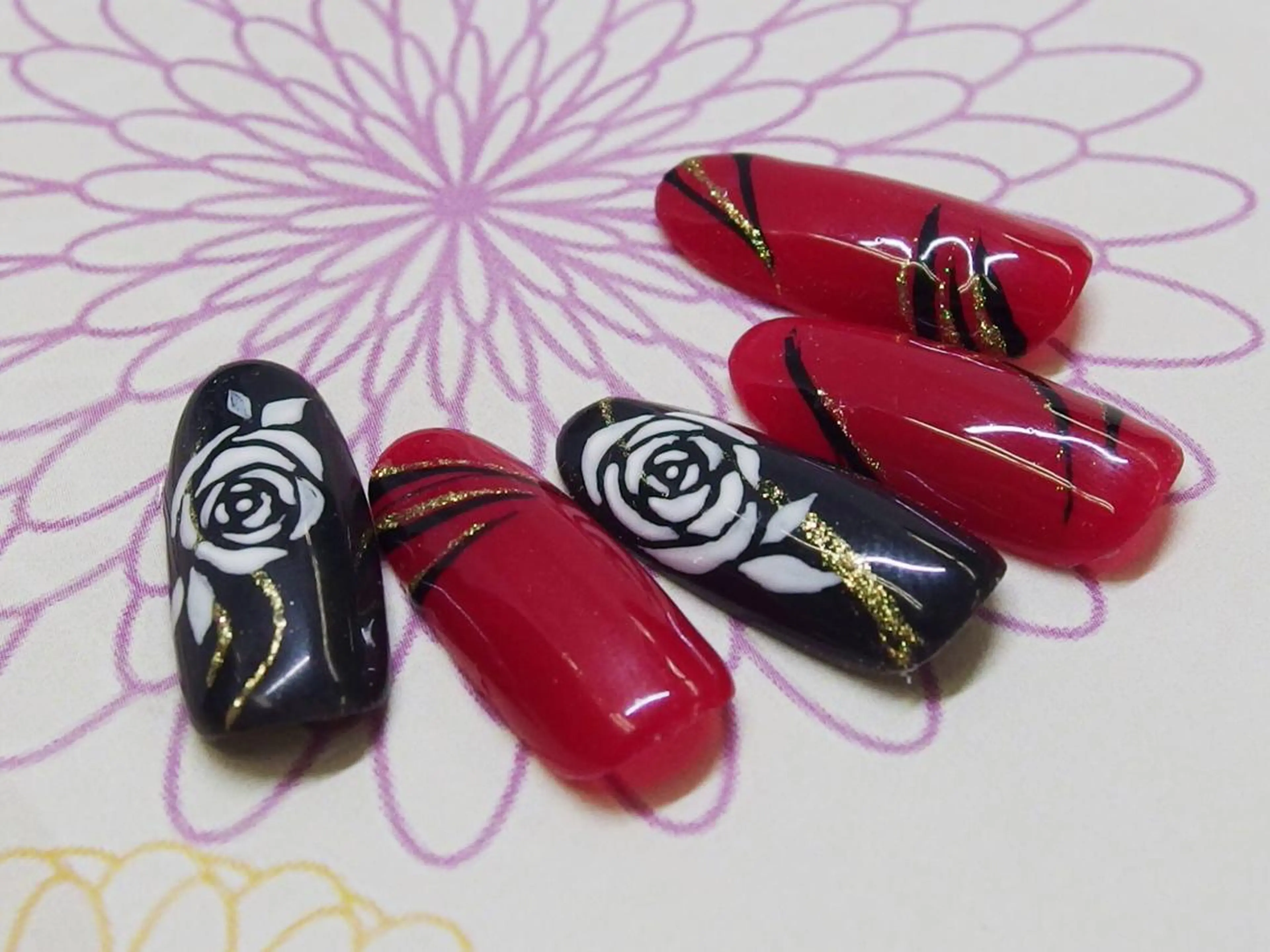 ネイル 成人式 ティーエヌ 金山駅東口店のネイルデザイン