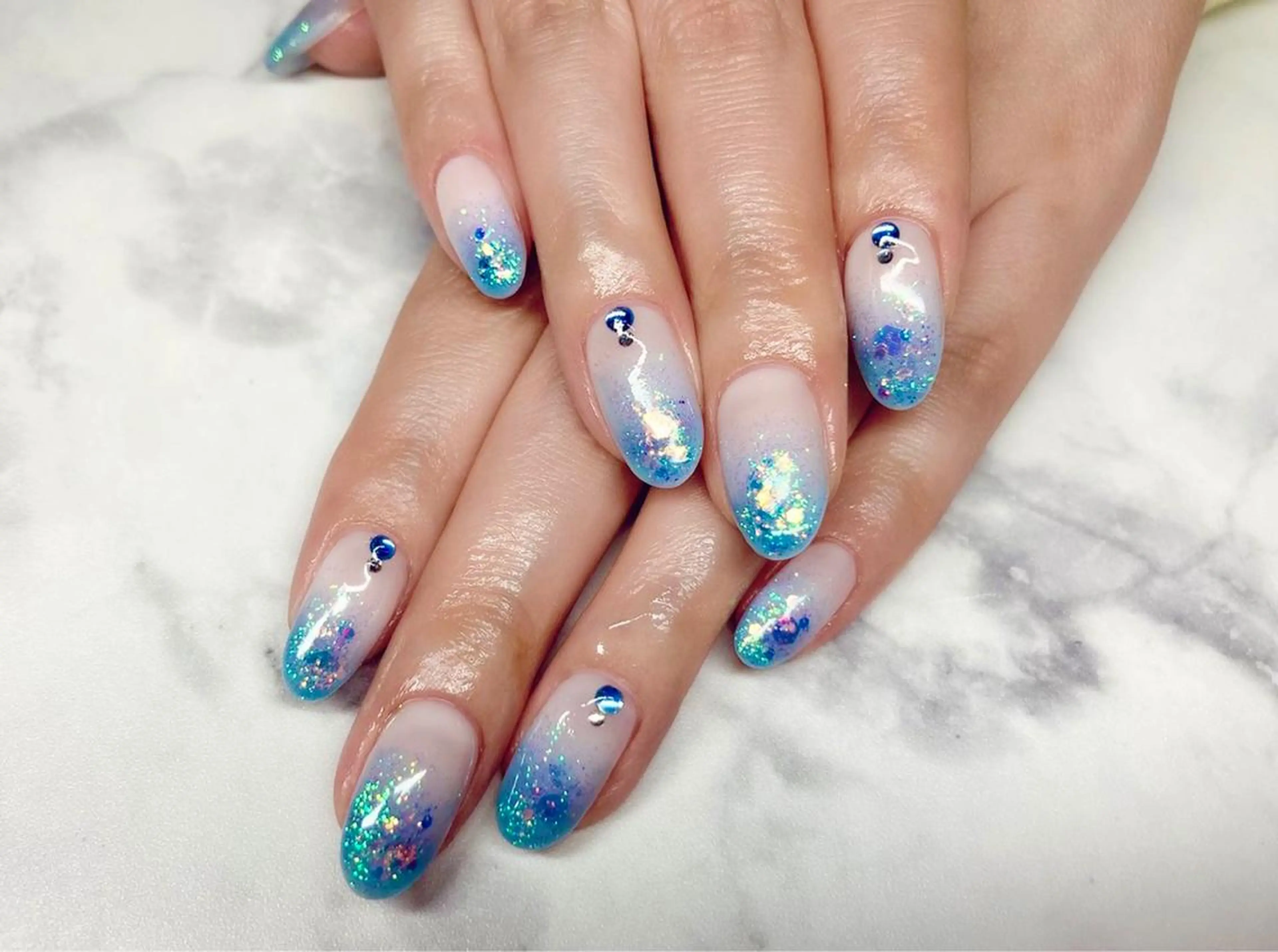 ネイル ジェルネイル ラメ(グリッター) パラジェル 夏ネイル ハンドネイル Nail&eye Belire 新宿のネイルデザイン
