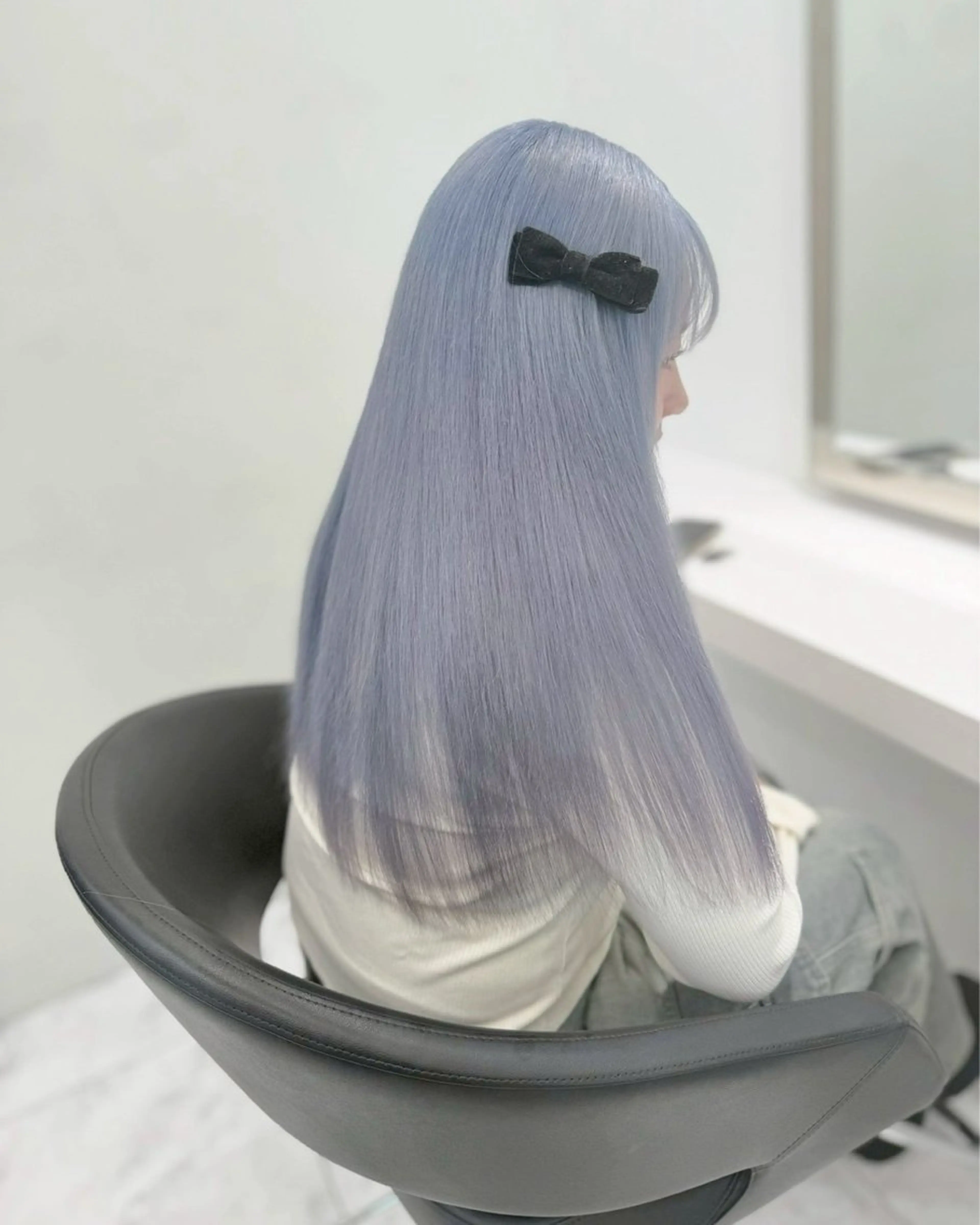 ロング カラー ブリーチ 透明感カラー ハイトーンカラー ヘアカラー ハイトーンカラー💞 くるみ🎀のヘアスタイル