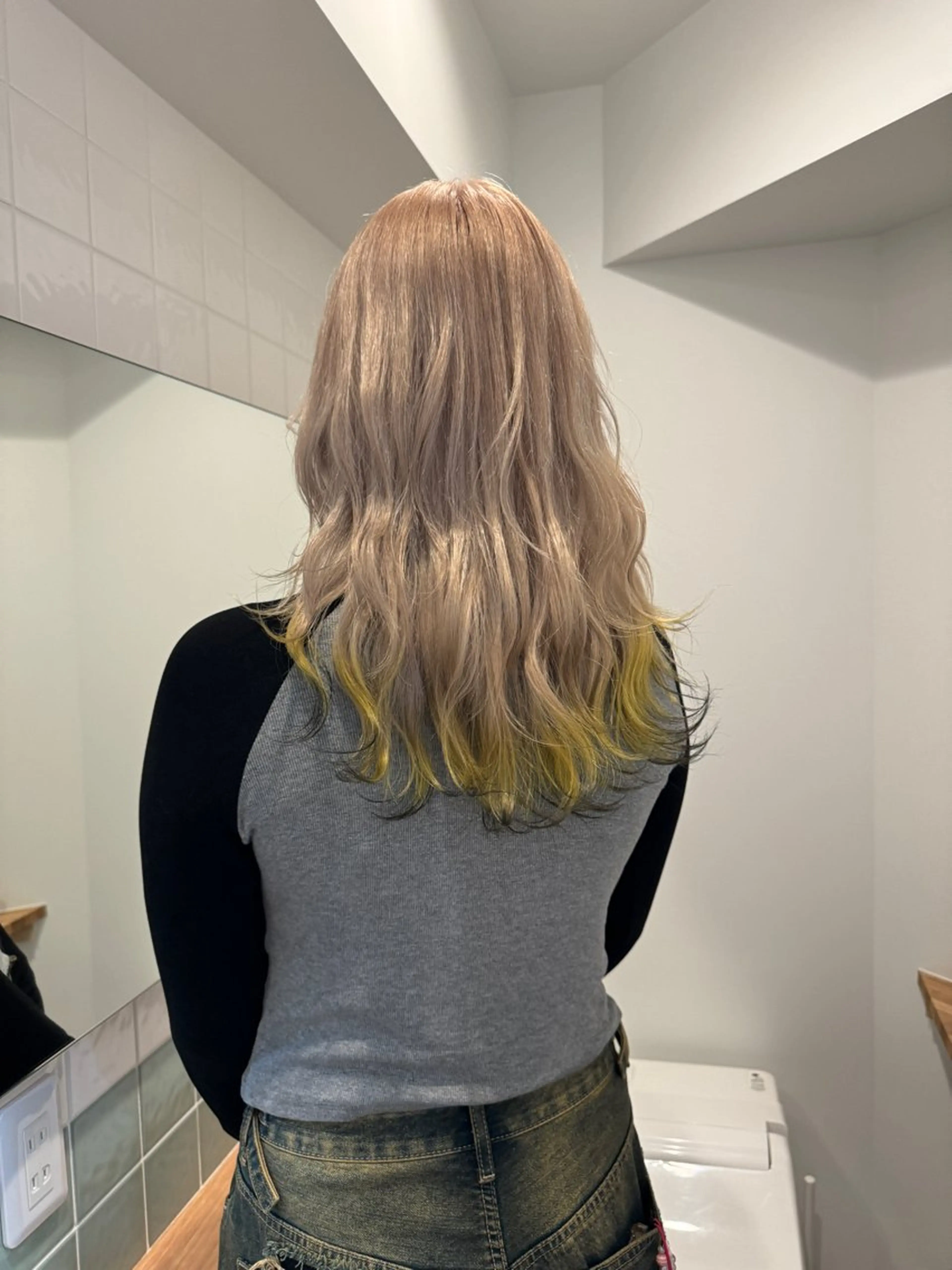 ロング カラー laff 新宿所属・ボブ/ケアパーマ/ レイヤー/縮毛矯正のヘアスタイル