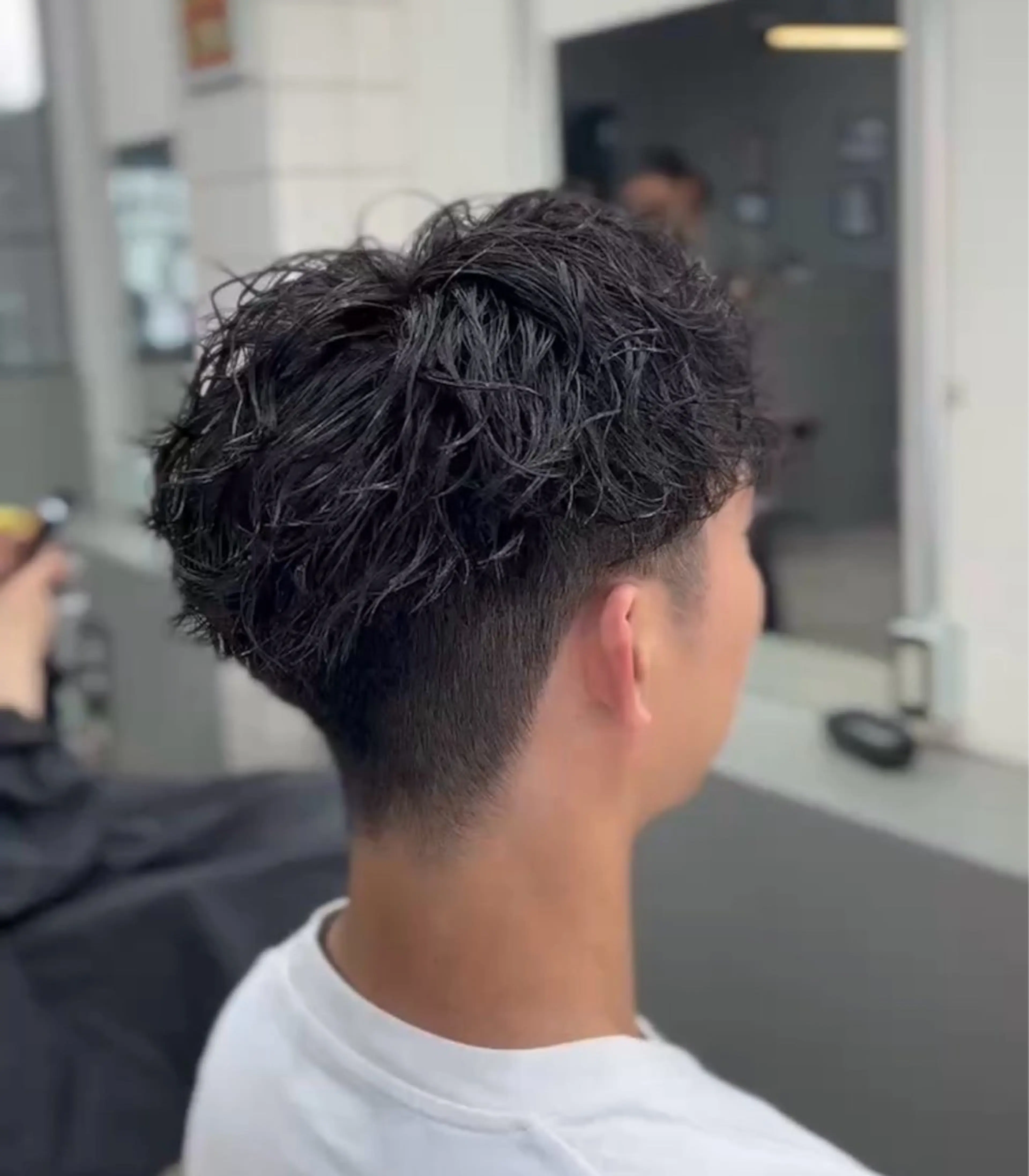 ショート パーマ メンズ カット パーマ メンズ専門サロン wokeのヘアスタイル