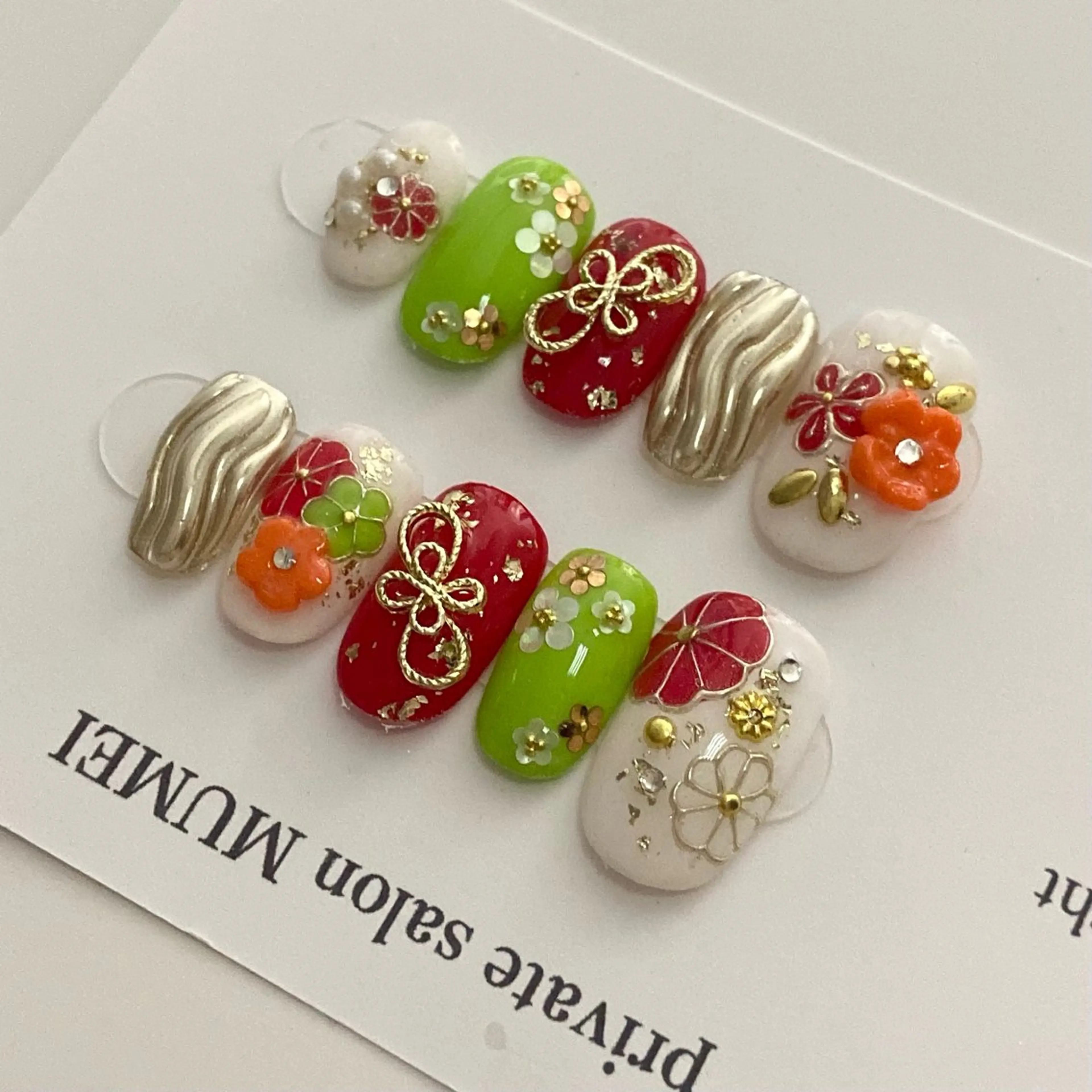 ネイル 成人式 ネイルチップ private salon MUMEI所属・🫧 KAORIのネイルデザイン