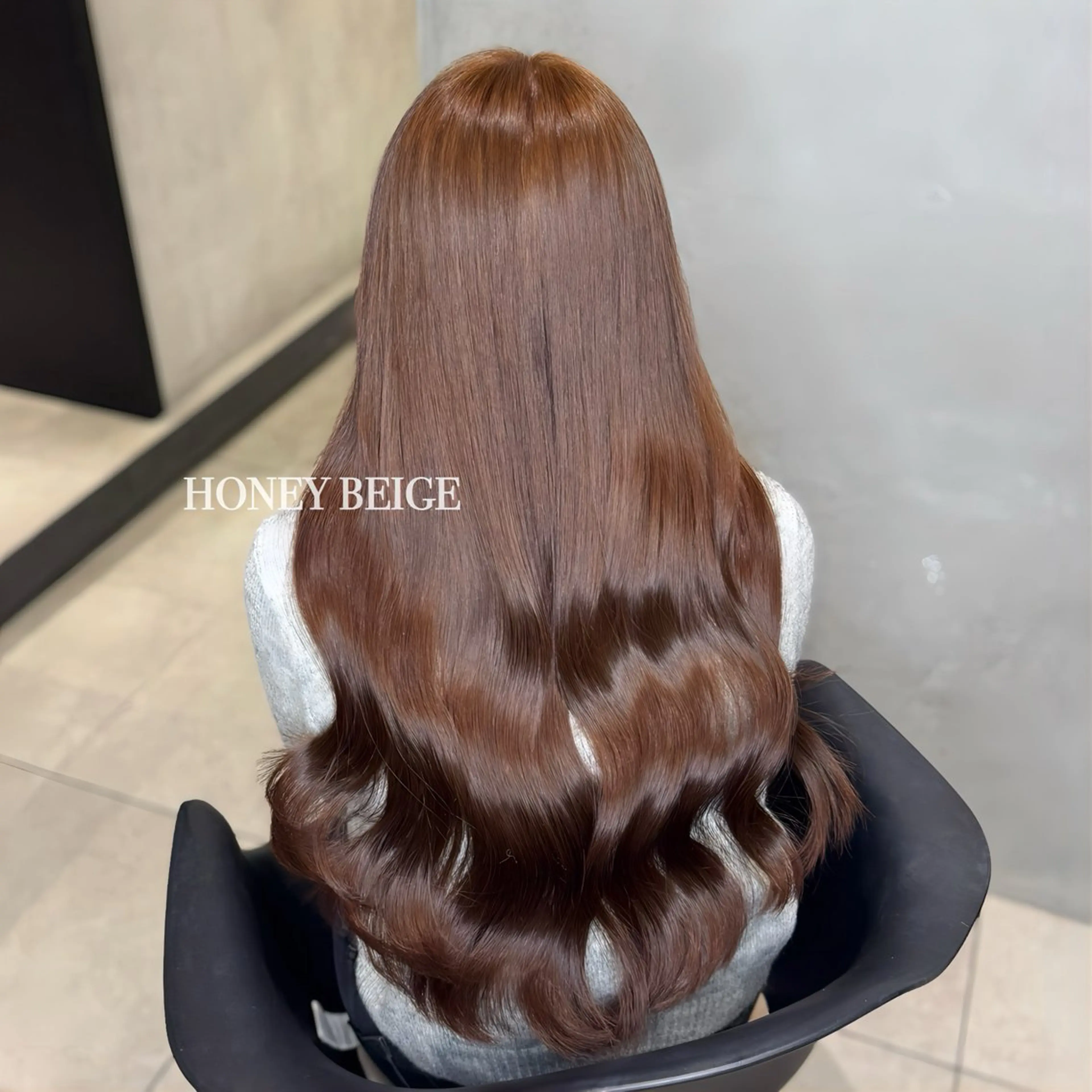 ロング カラー ベージュカラー ブリーチ ダブルカラー ブリーチなしカラー ヘアカラー 大阪 梅田/ ハイトーン/エクステのヘアスタイル