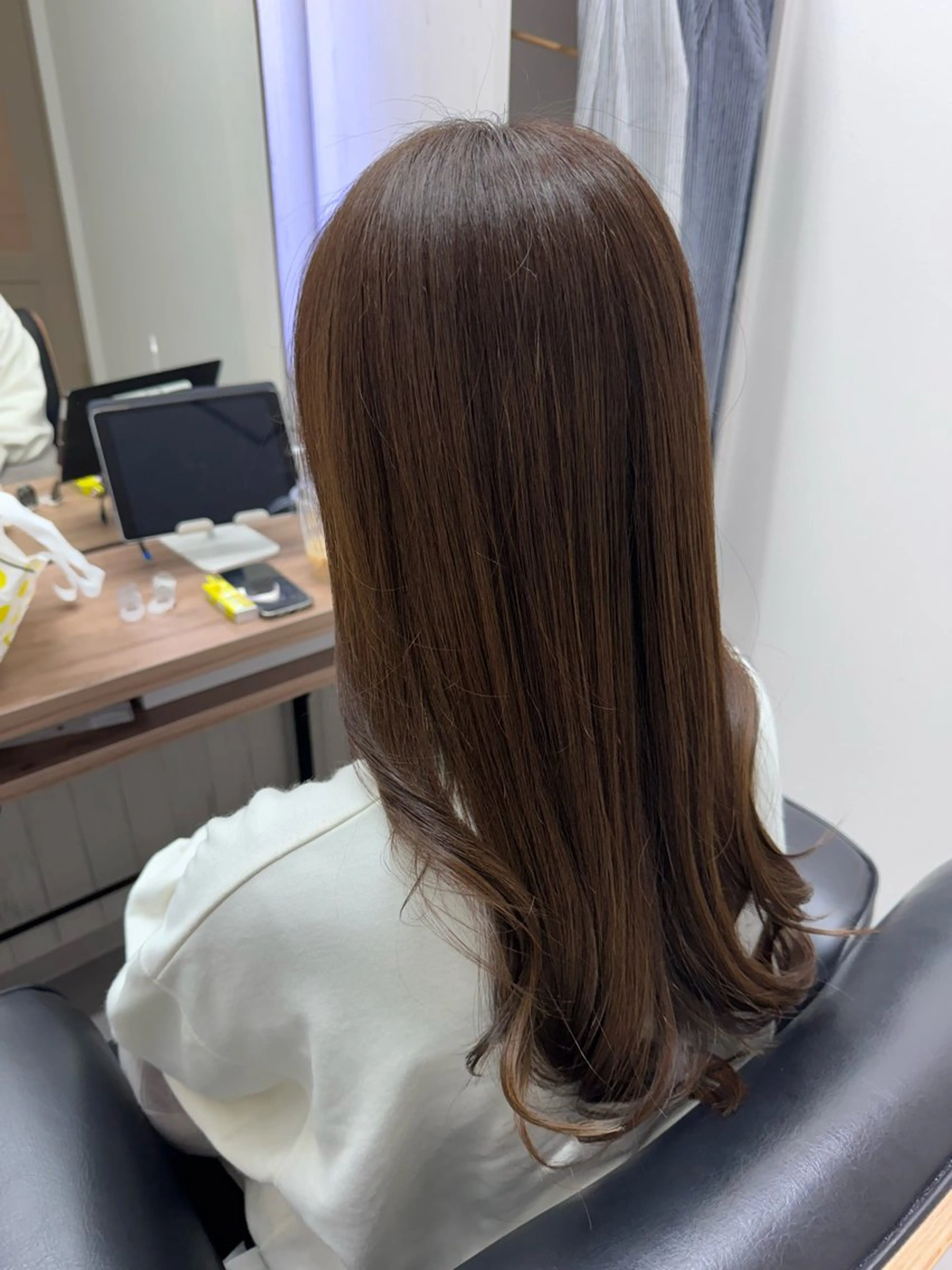 カット＋アディクシー艶カラー＋プレミアムEVERトリートメントの写真