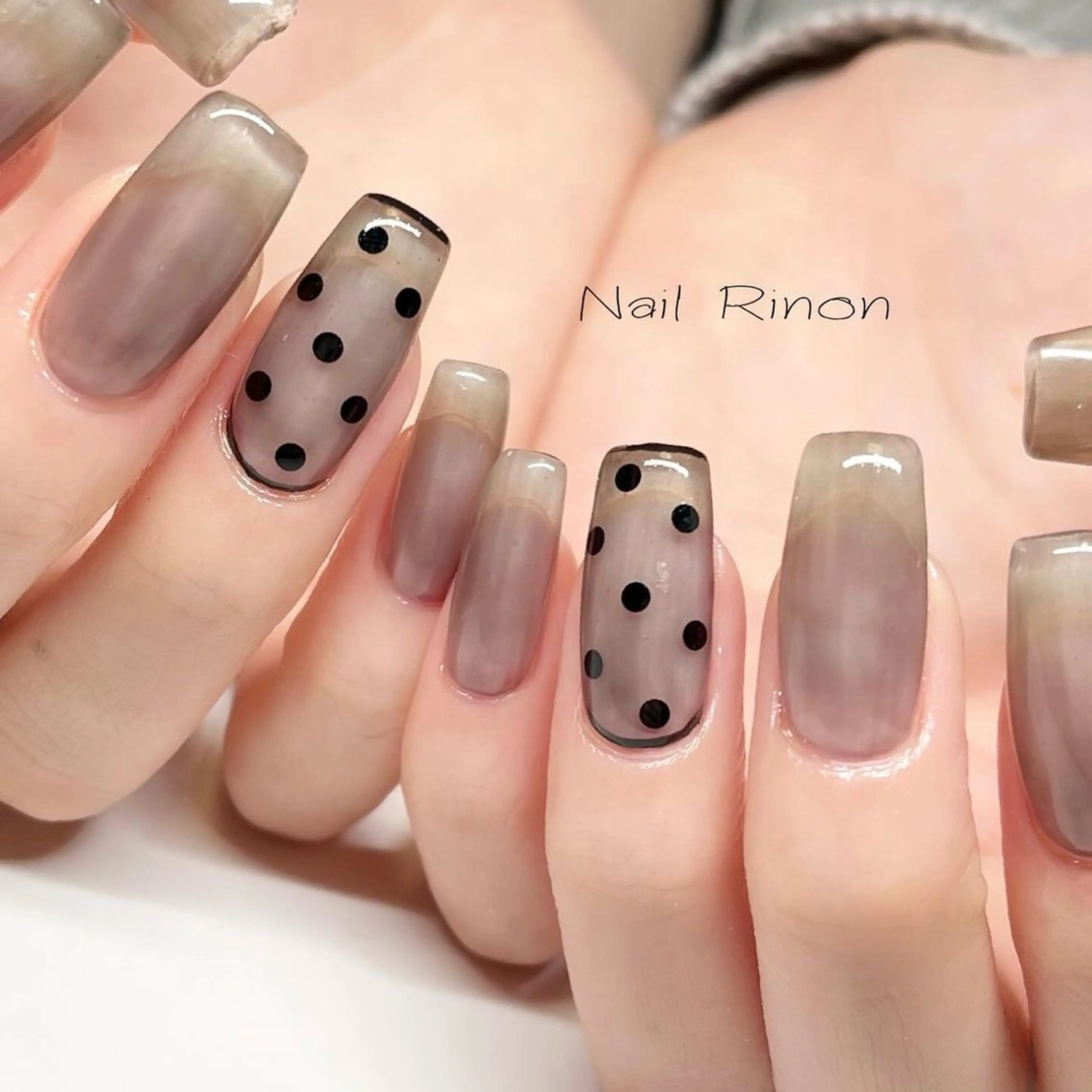 ネイル ドット ハンドネイル Nail Rinonのネイルデザイン
