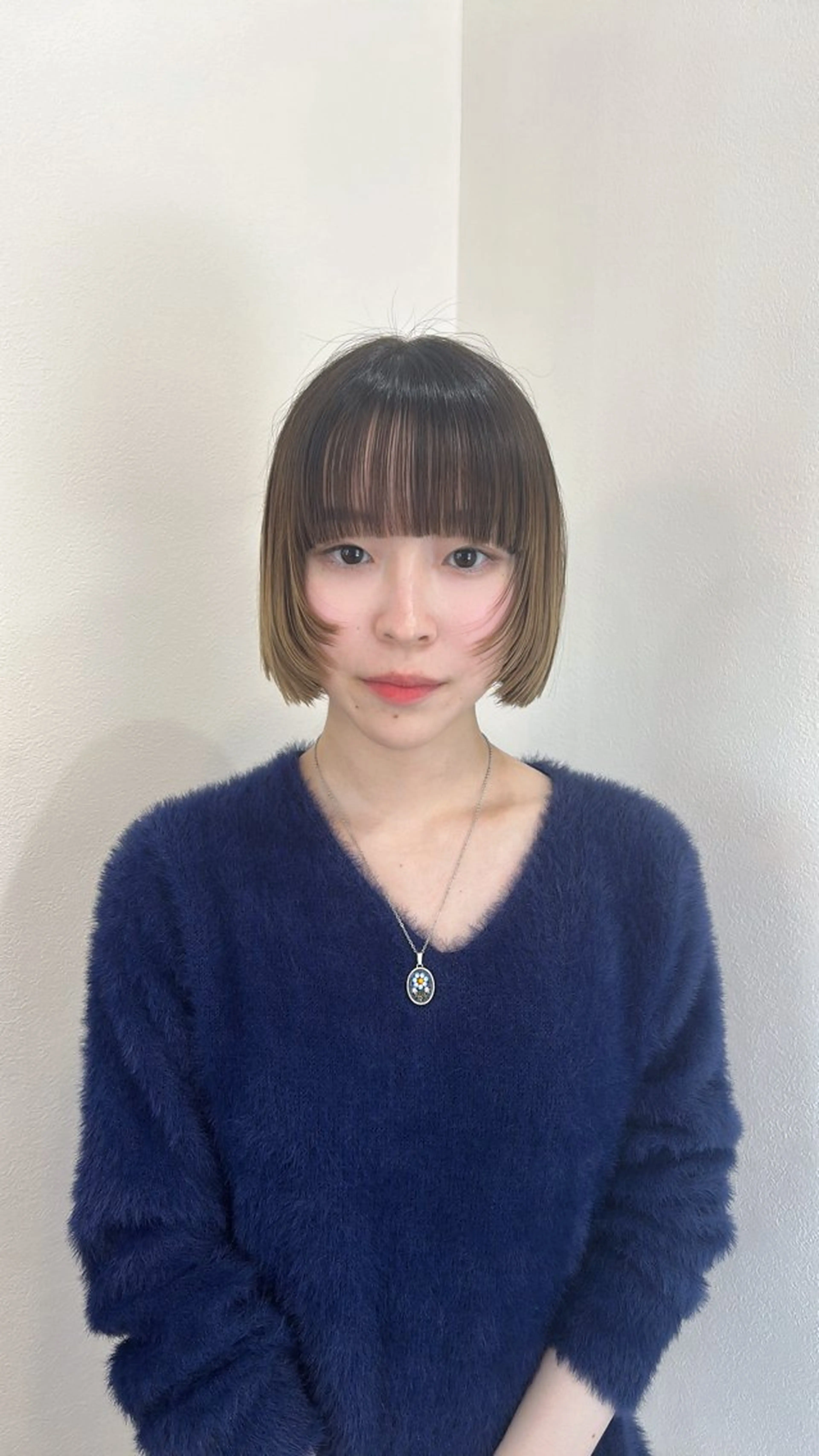 ショート ボブ 顔まわりレイヤー 顔周りカット レイヤーカット ワイドバング カット トリートメント 透明感カラー🛁/ Tuki(ツキ)のヘアスタイル