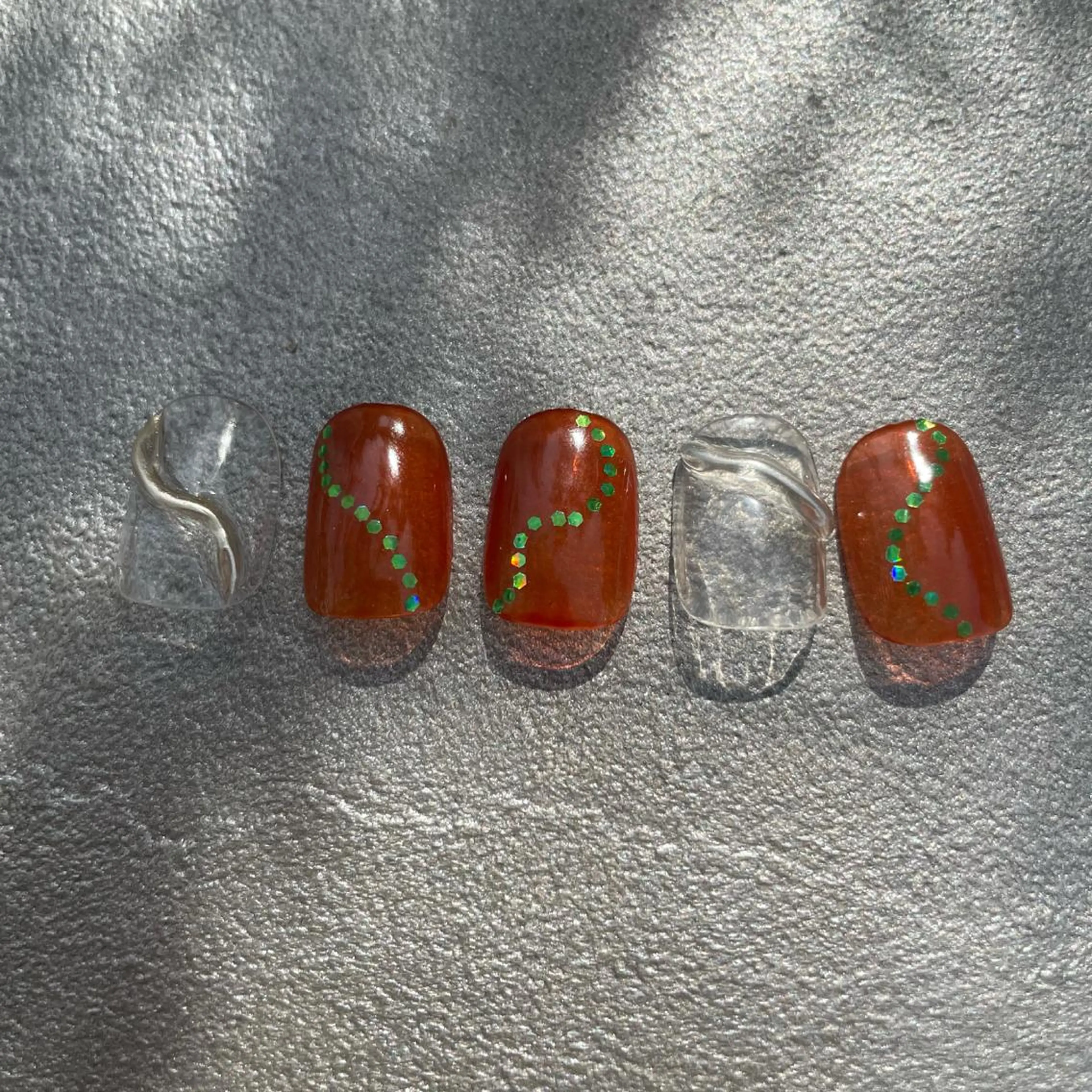 ネイル ハンドネイル VOLLMOND nailのネイルデザイン