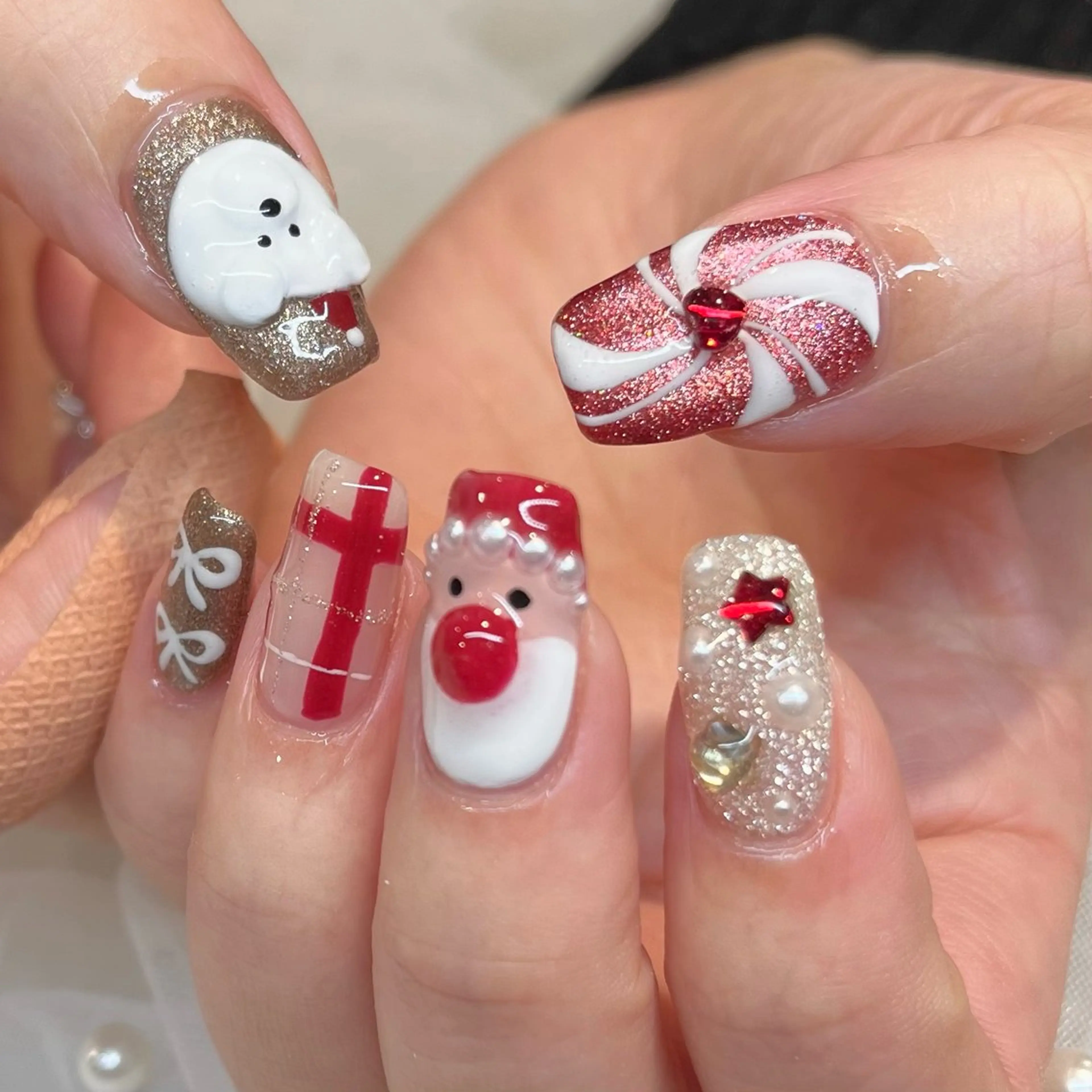 ネイル ハンドネイル 内田 里穂のネイルデザイン