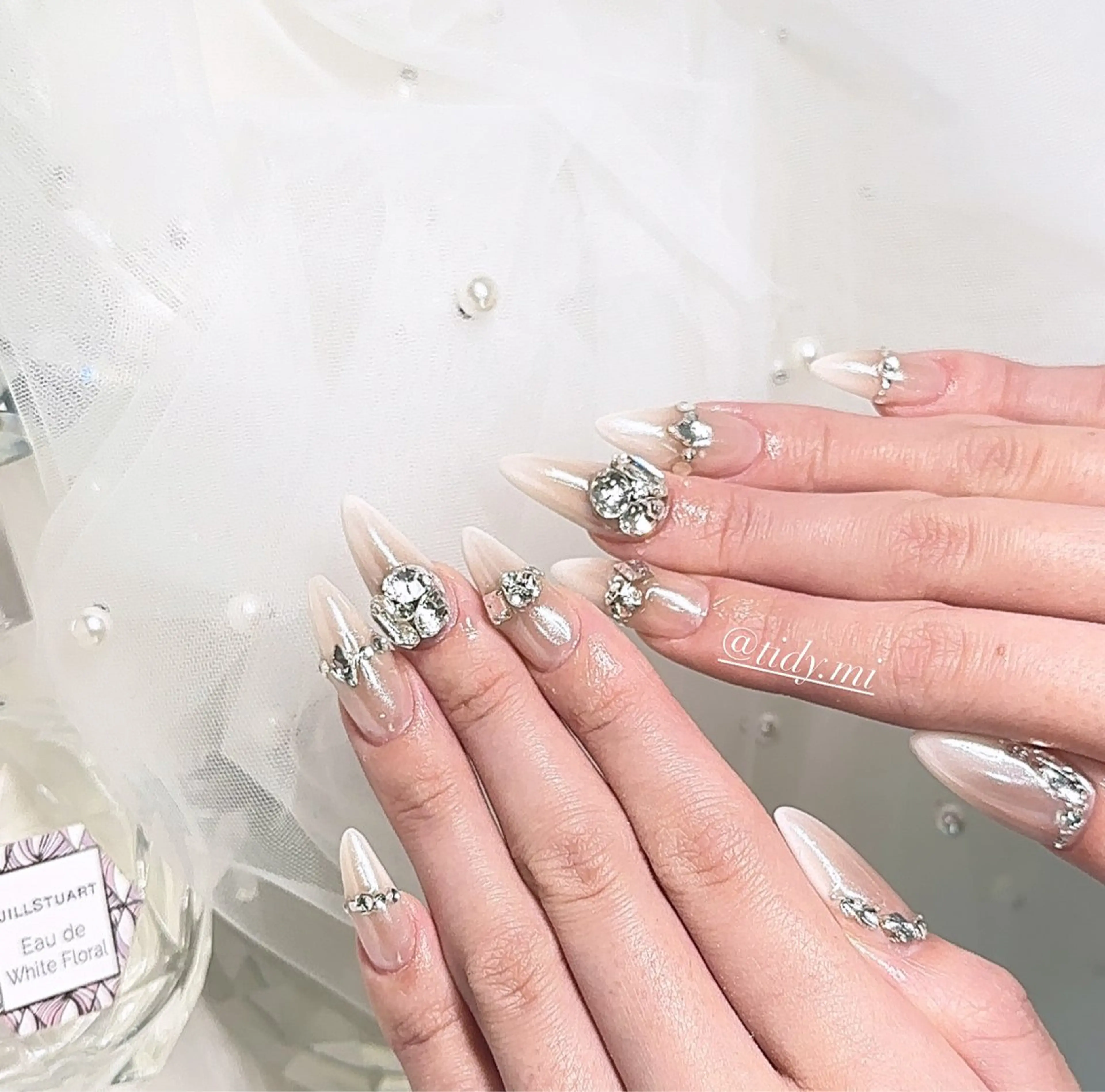 ネイル ジェルネイル キラキラネイル 韓国ネイル 持ち込み スカルプネイル TIDY M&Mのネイルデザイン