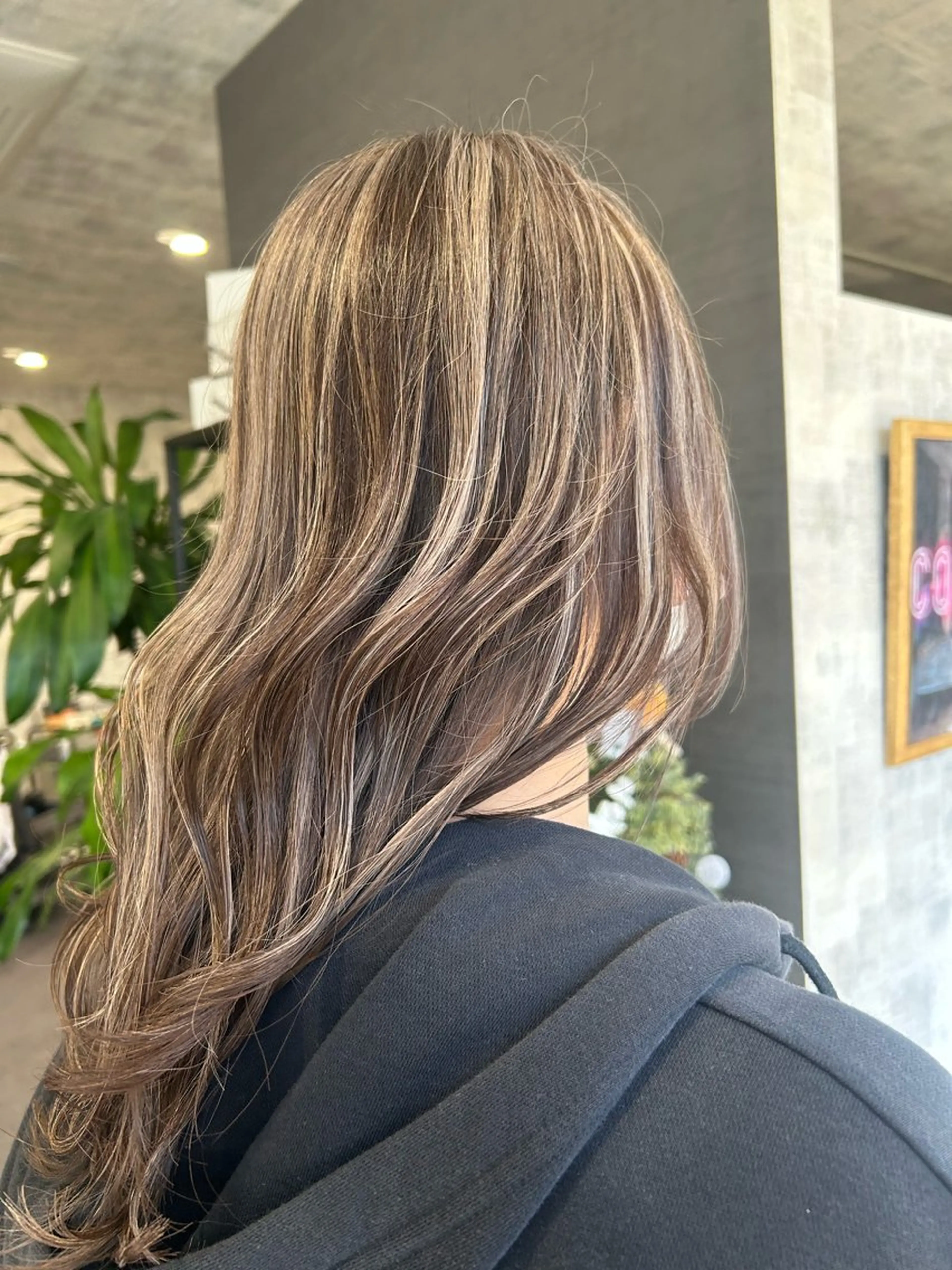 セミロング ハイライト ヘアカラー トリートメント Hair…DiA あやののヘアスタイル