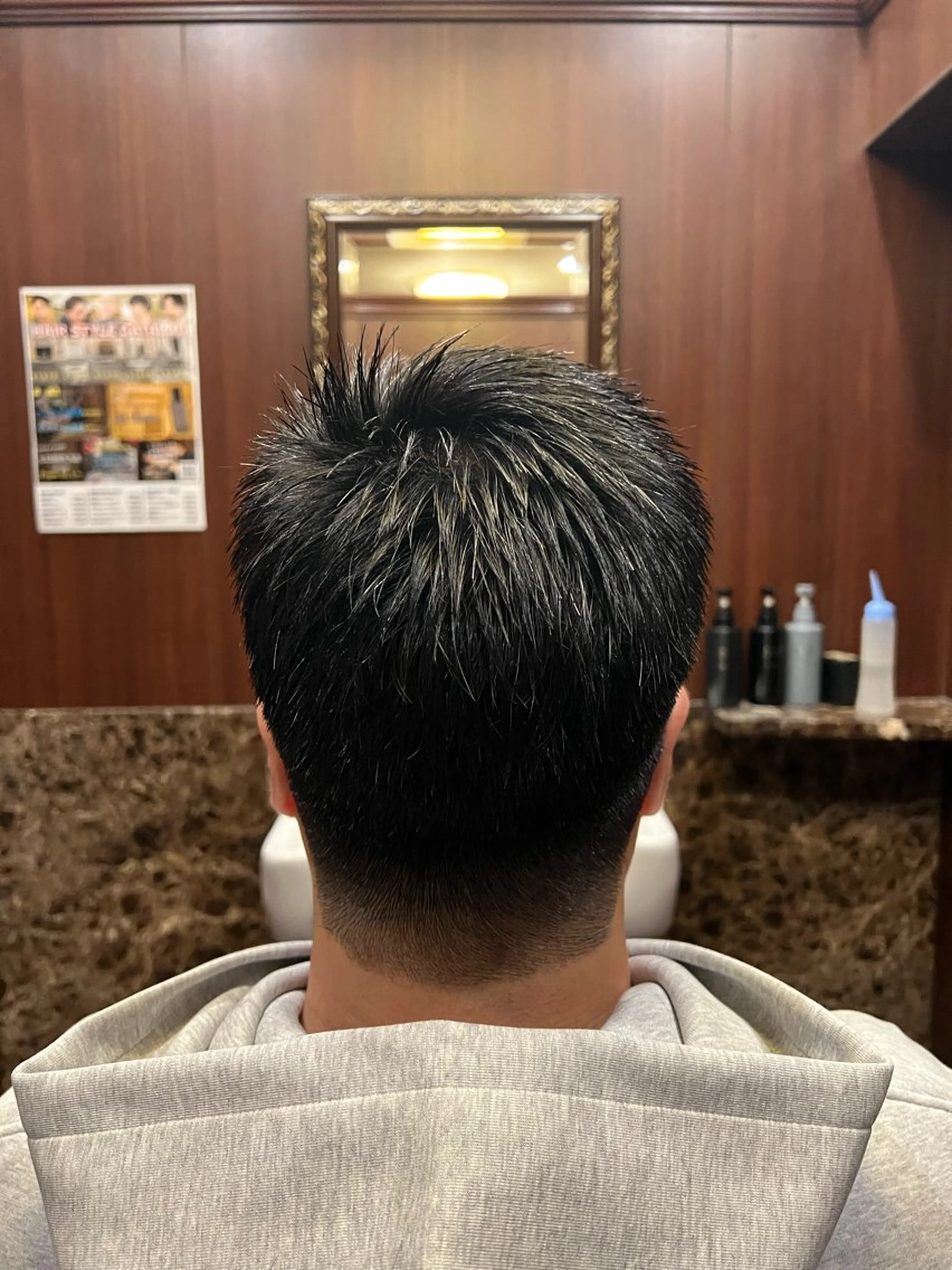 ショート ヒロ銀座バーバーショップ丸の内所属・秋山 琳太のヘアスタイル