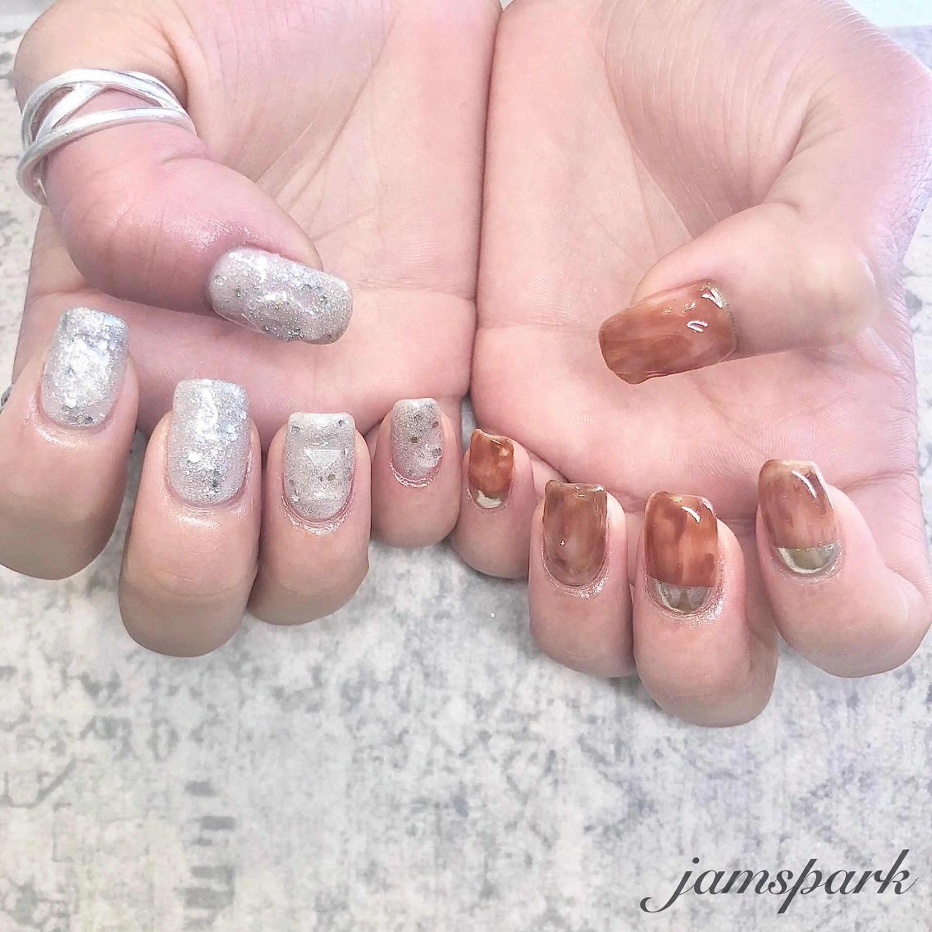 ネイル べっ甲ネイル クリアネイル ジェルネイル ラメ(グリッター) ミラーネイル ハンドネイル jamspark ✨のネイルデザイン
