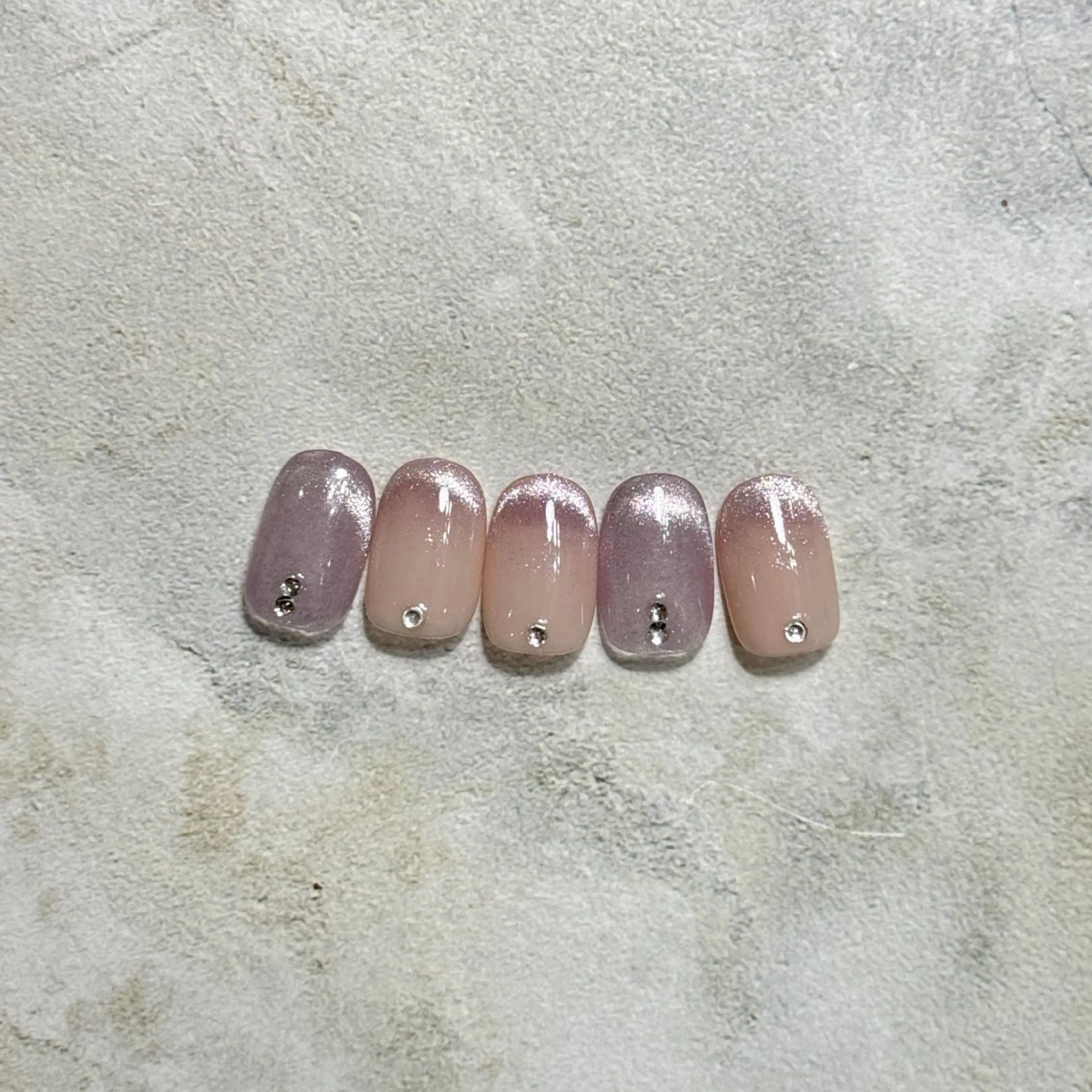 ネイル novem所属・novem Manamiのネイルデザイン