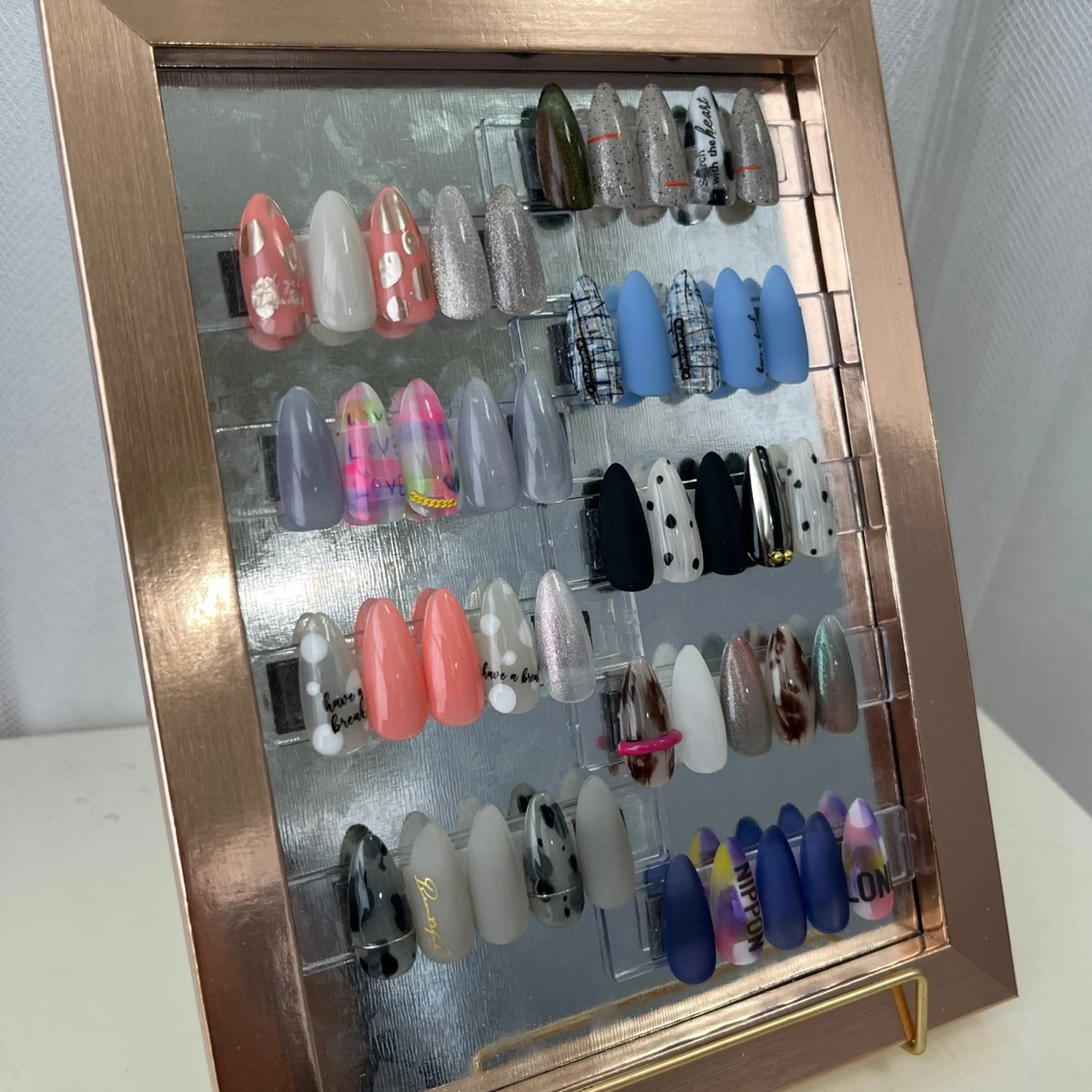 ネイル 城東区ネイルサロン carpediemのネイルデザイン