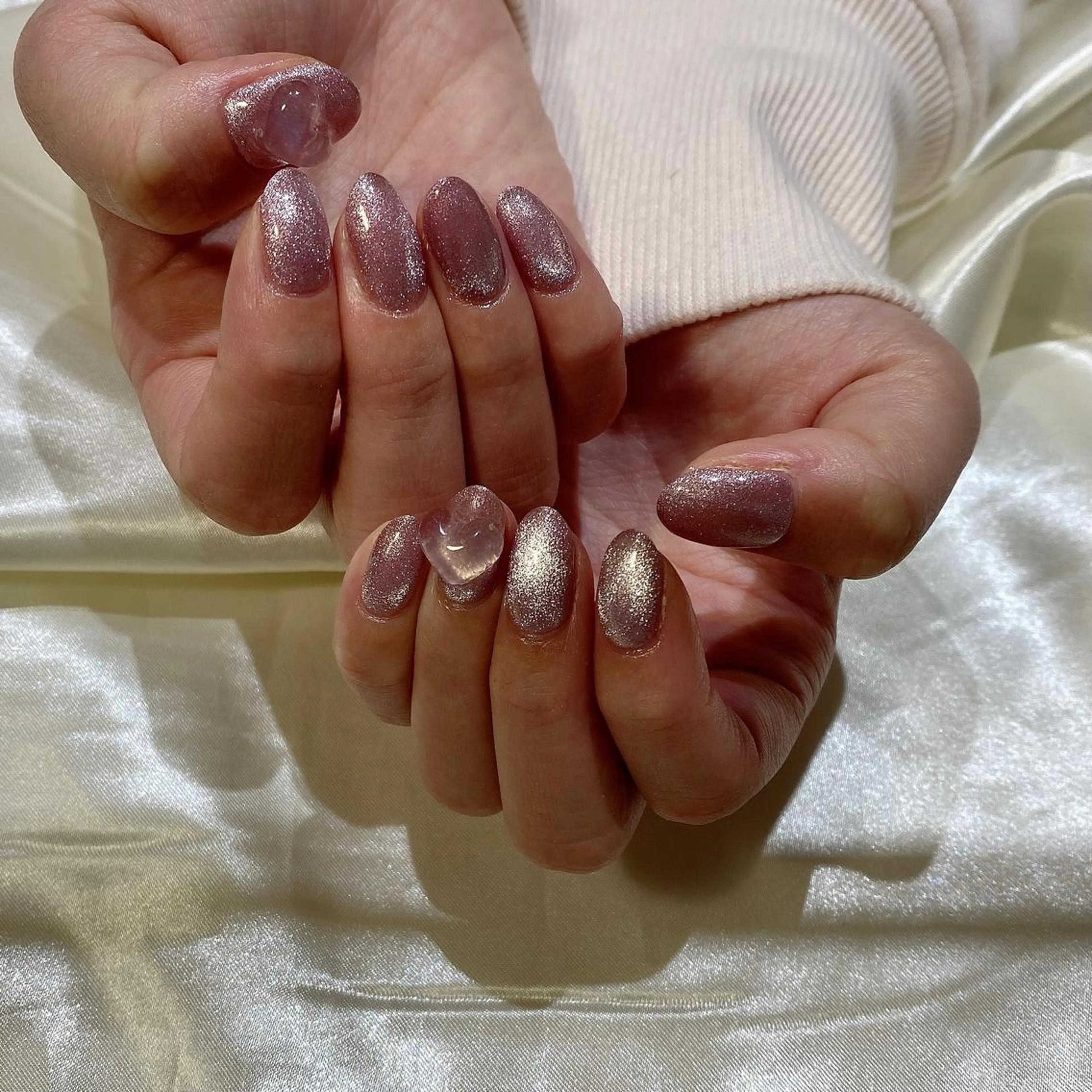 ネイル ハンドネイル 西岡 杏のネイルデザイン