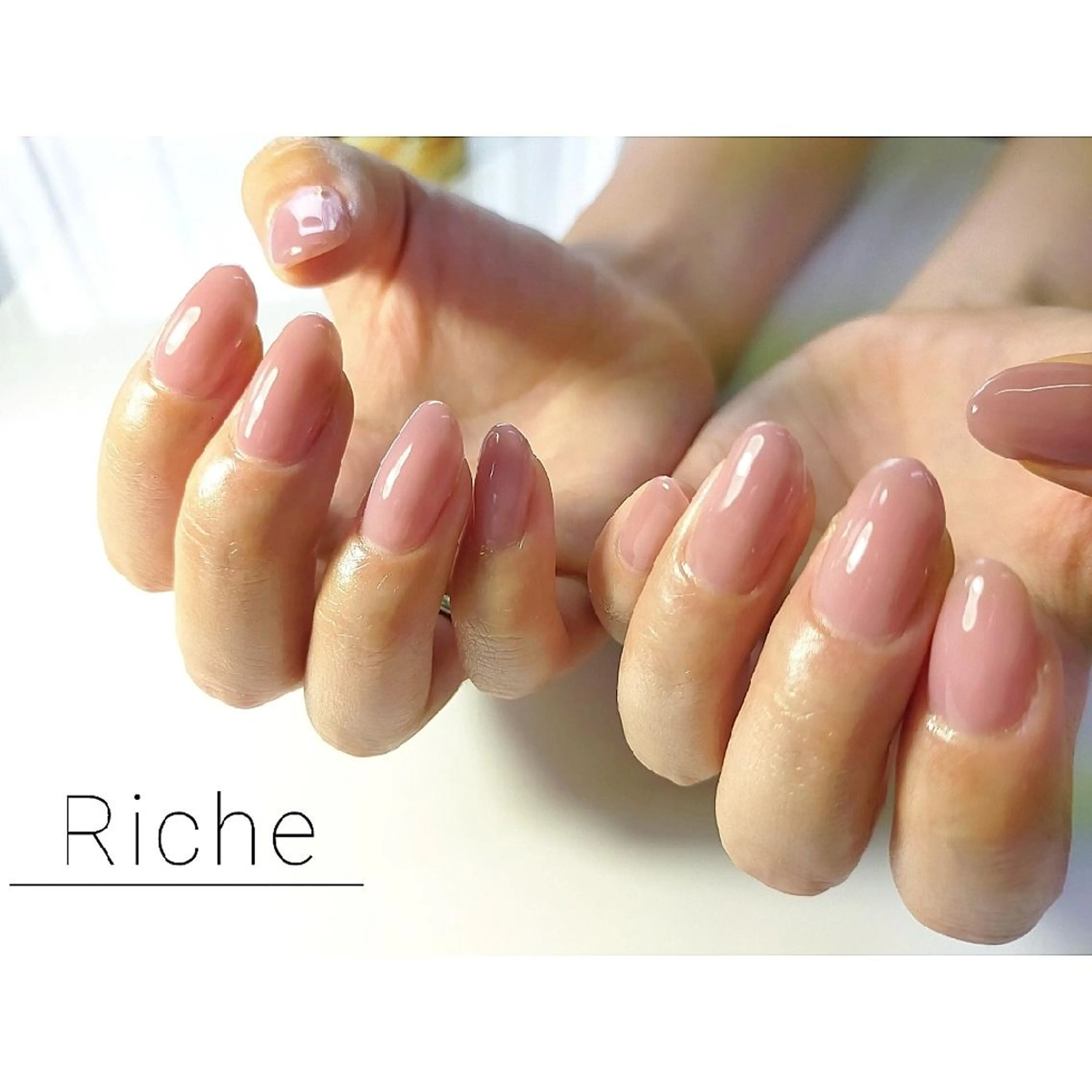 ネイル ハンドネイル フットネイル Riche. ﾈｲﾙｻﾛﾝﾘｼｪのネイルデザイン