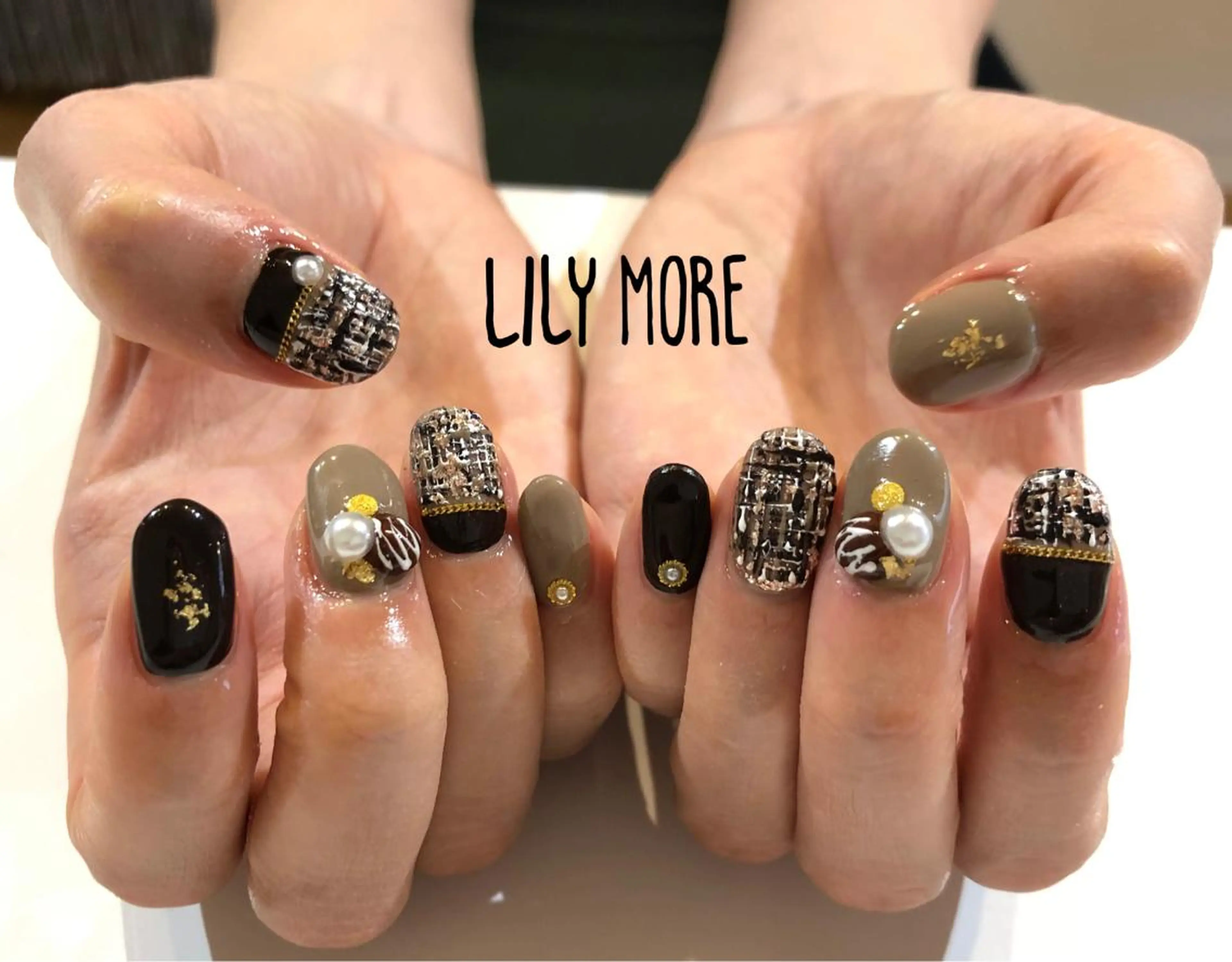 ネイル ツイードネイル Lily closetのネイルデザイン
