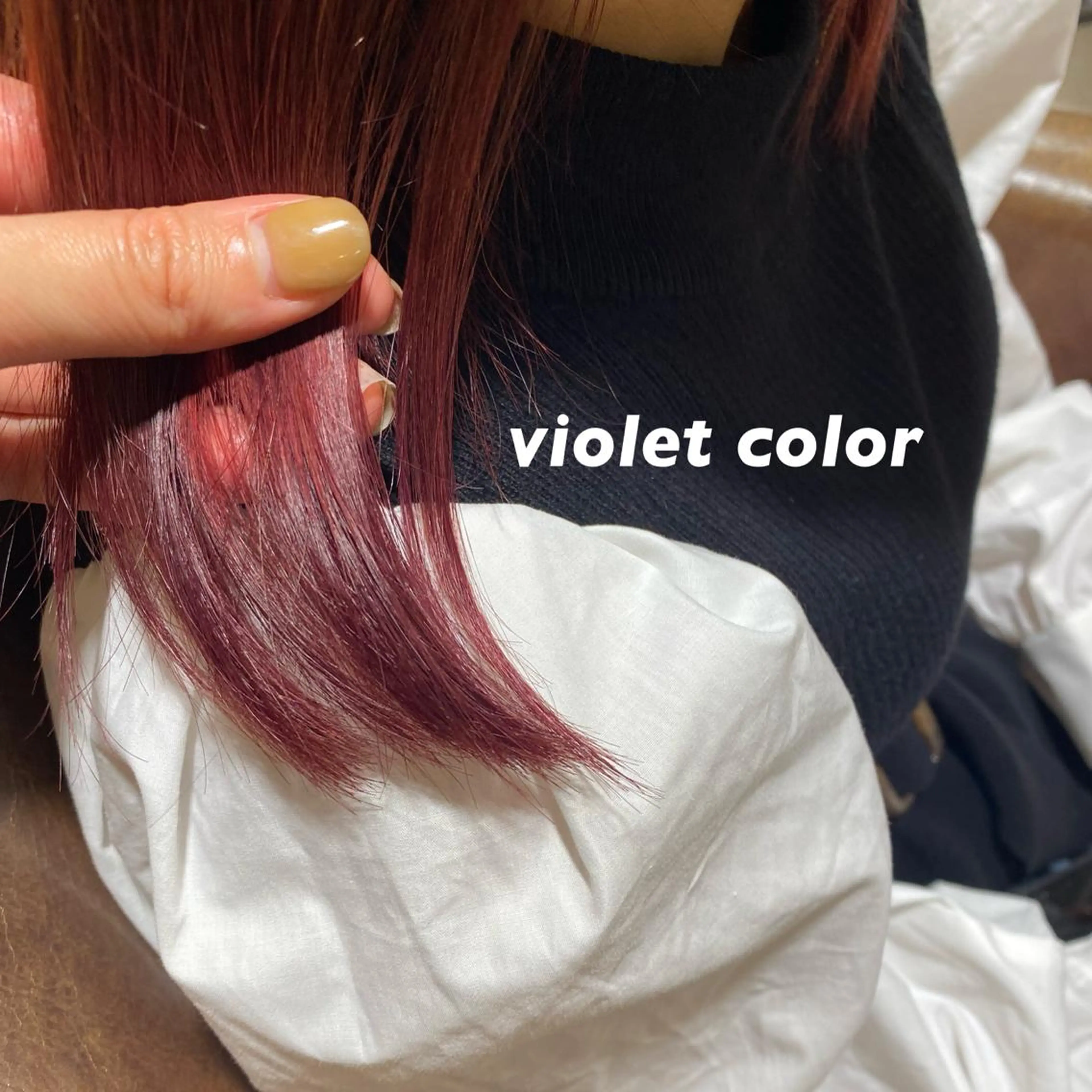 セミロング カラー ブリーチ オレンジ パープルカラー カット ヘアカラー トリートメント 大久保 愛のヘアスタイル