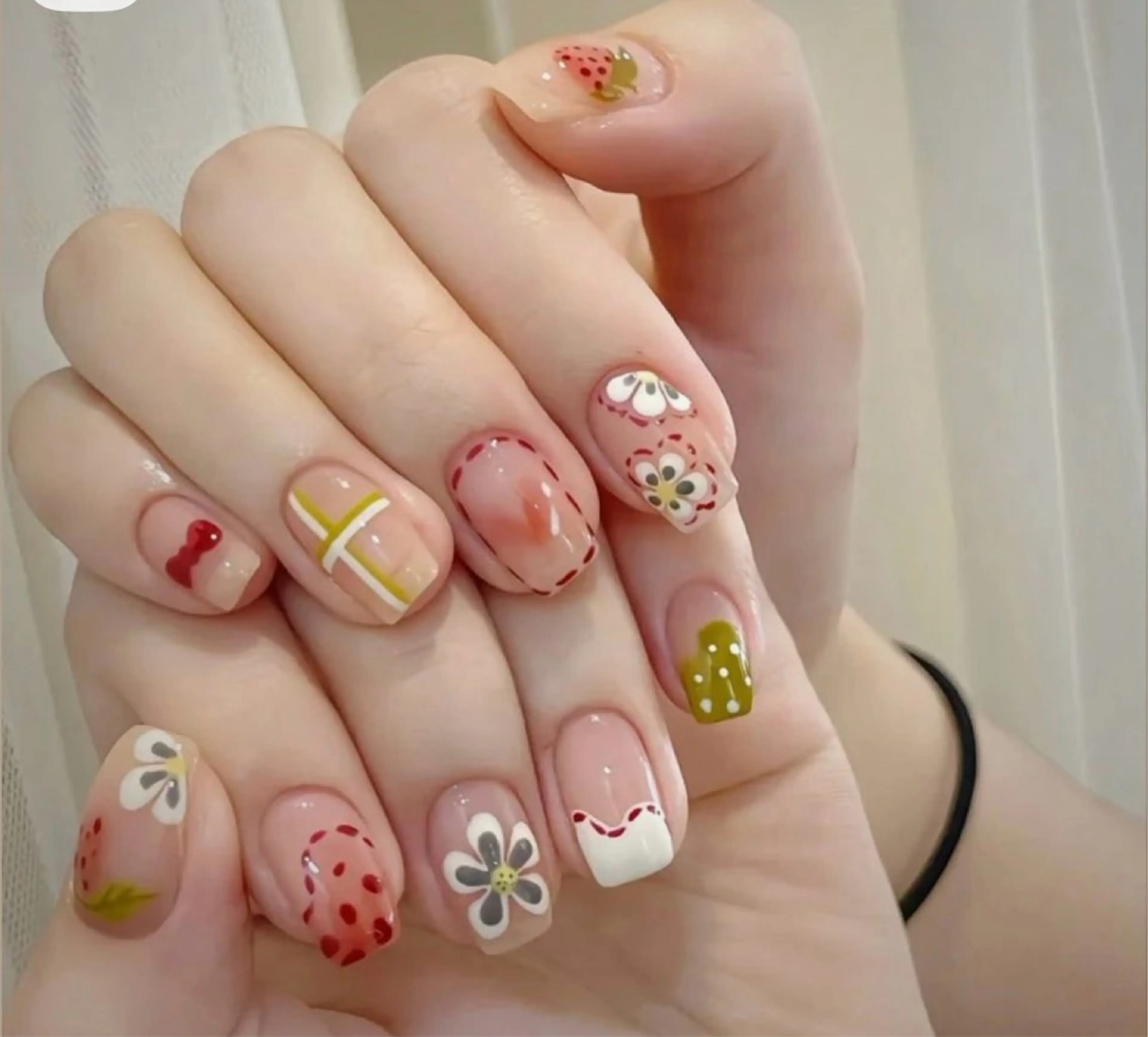 ネイル 韓国ネイル 持ち込み ニュアンスネイル ネイルチップ ハンドネイル TABI ANA.CHUOのネイルデザイン