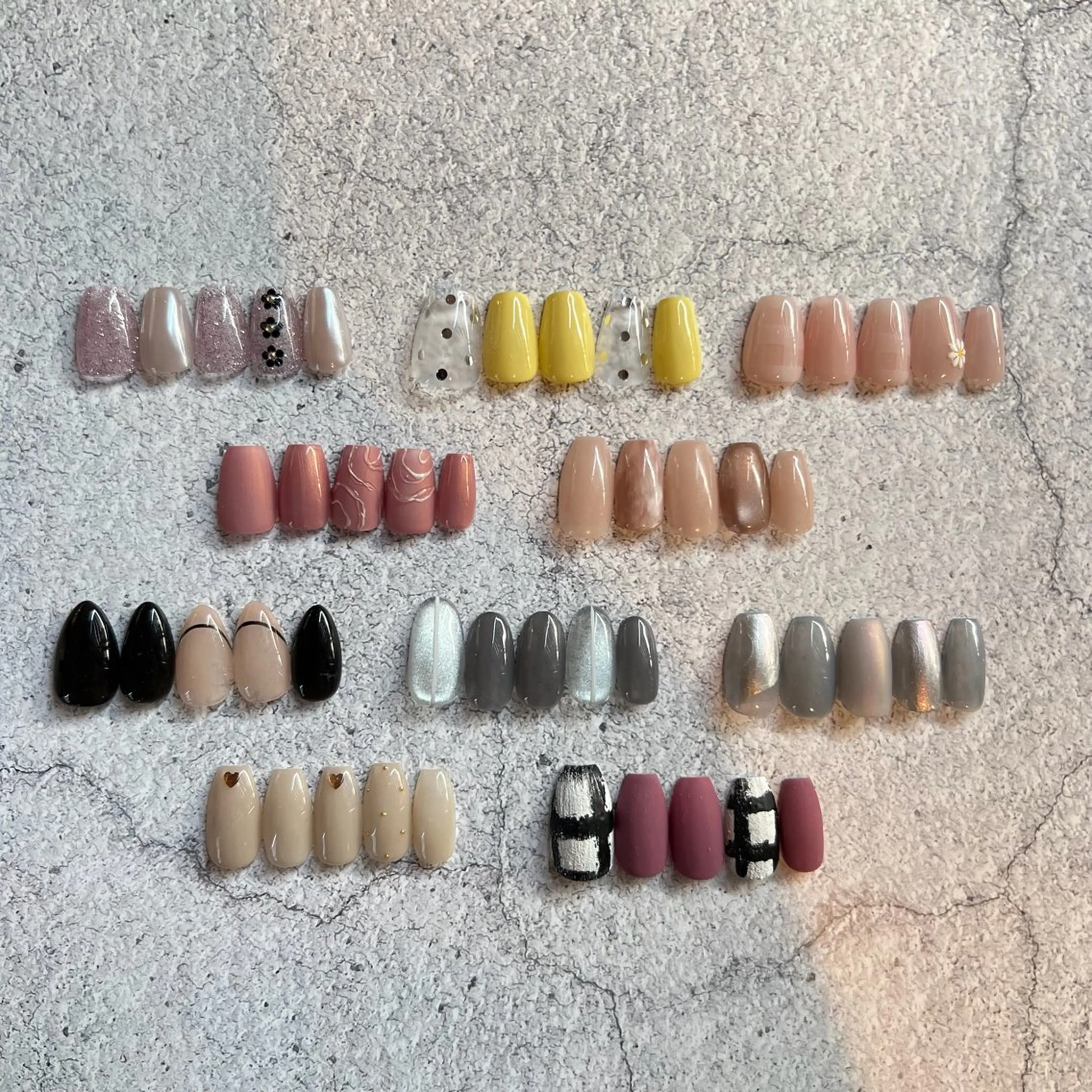 ☁️選べるナチュラル定額デザイン(オフ＋５００円)の写真