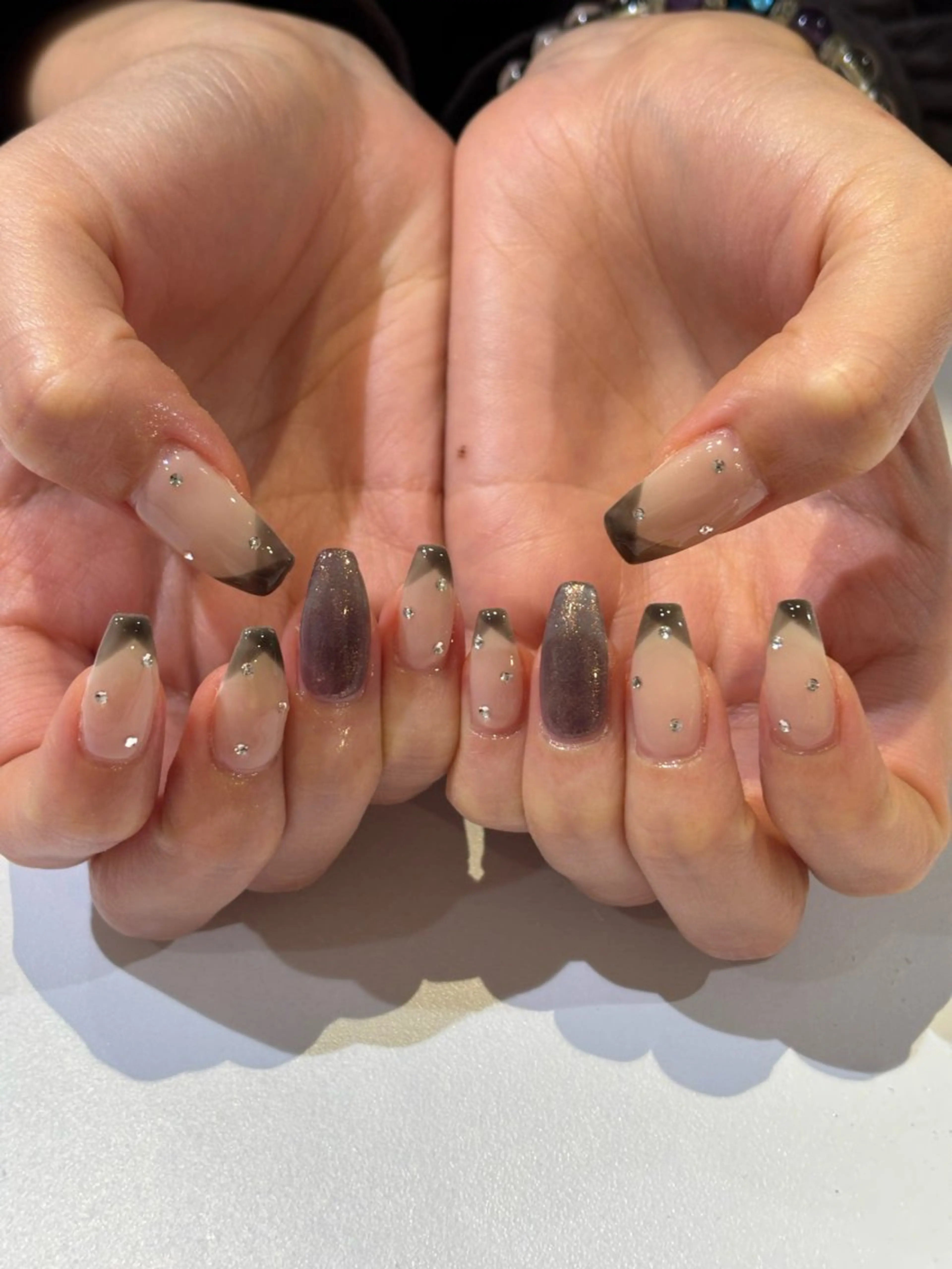 ネイル REINA .のネイルデザイン