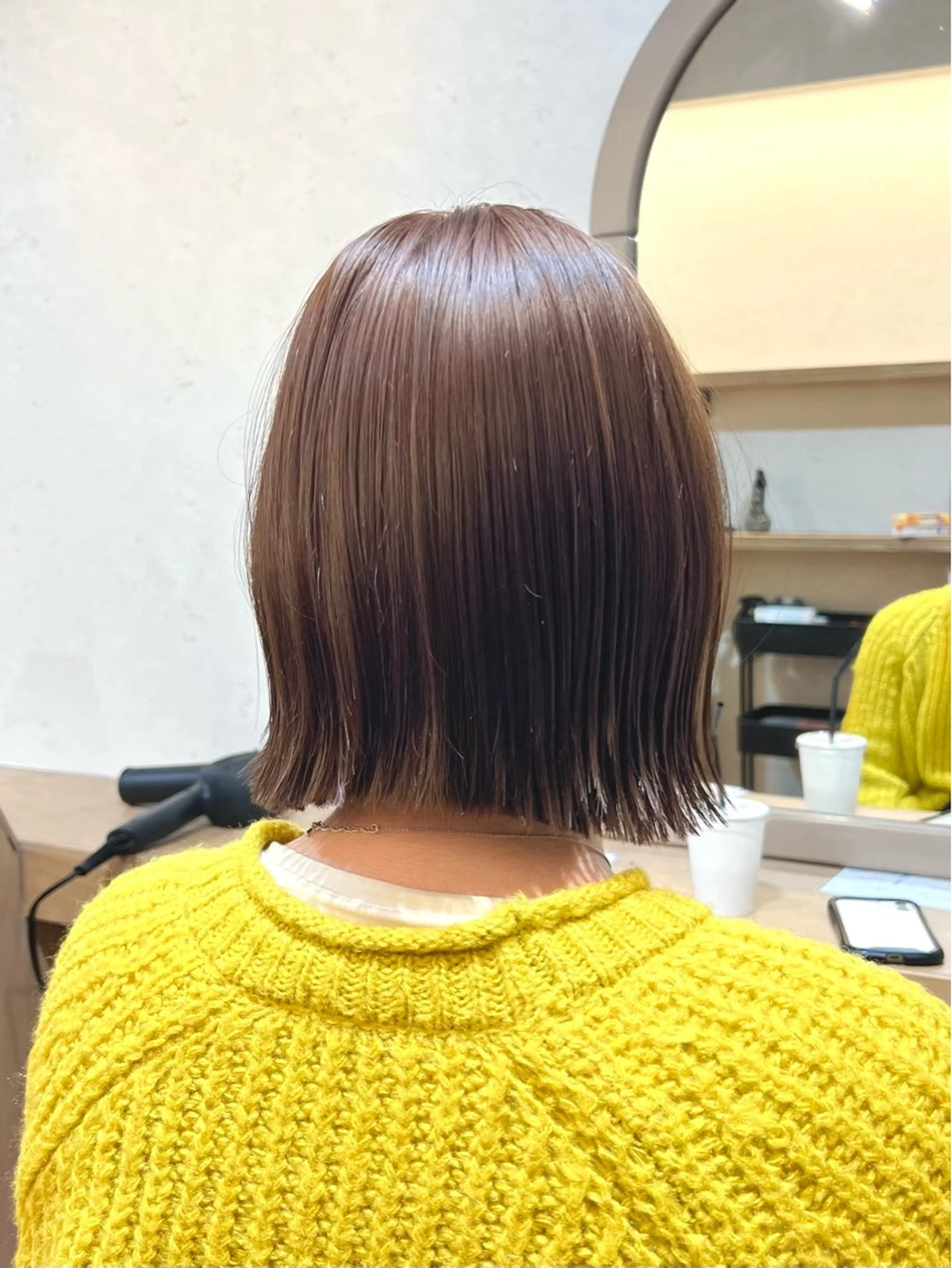 ショート カラー 切りっぱなしボブ 透明感カラー ボブ 神戸ボブ✂️ ioe三宮/田 伸佳のヘアスタイル