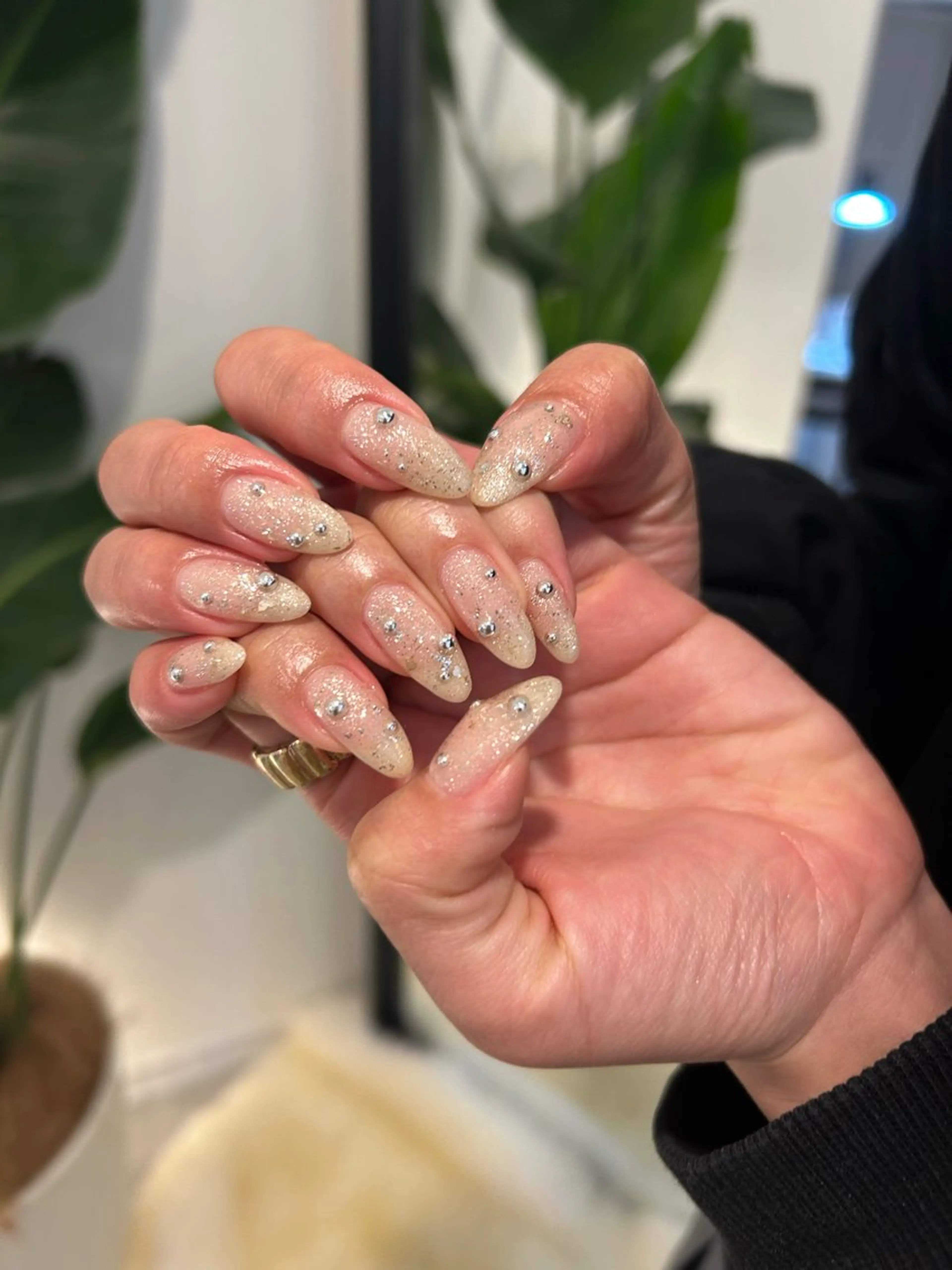 ネイル ハンドネイル repos-ルポ-所属・repos yoshitomeのネイルデザイン