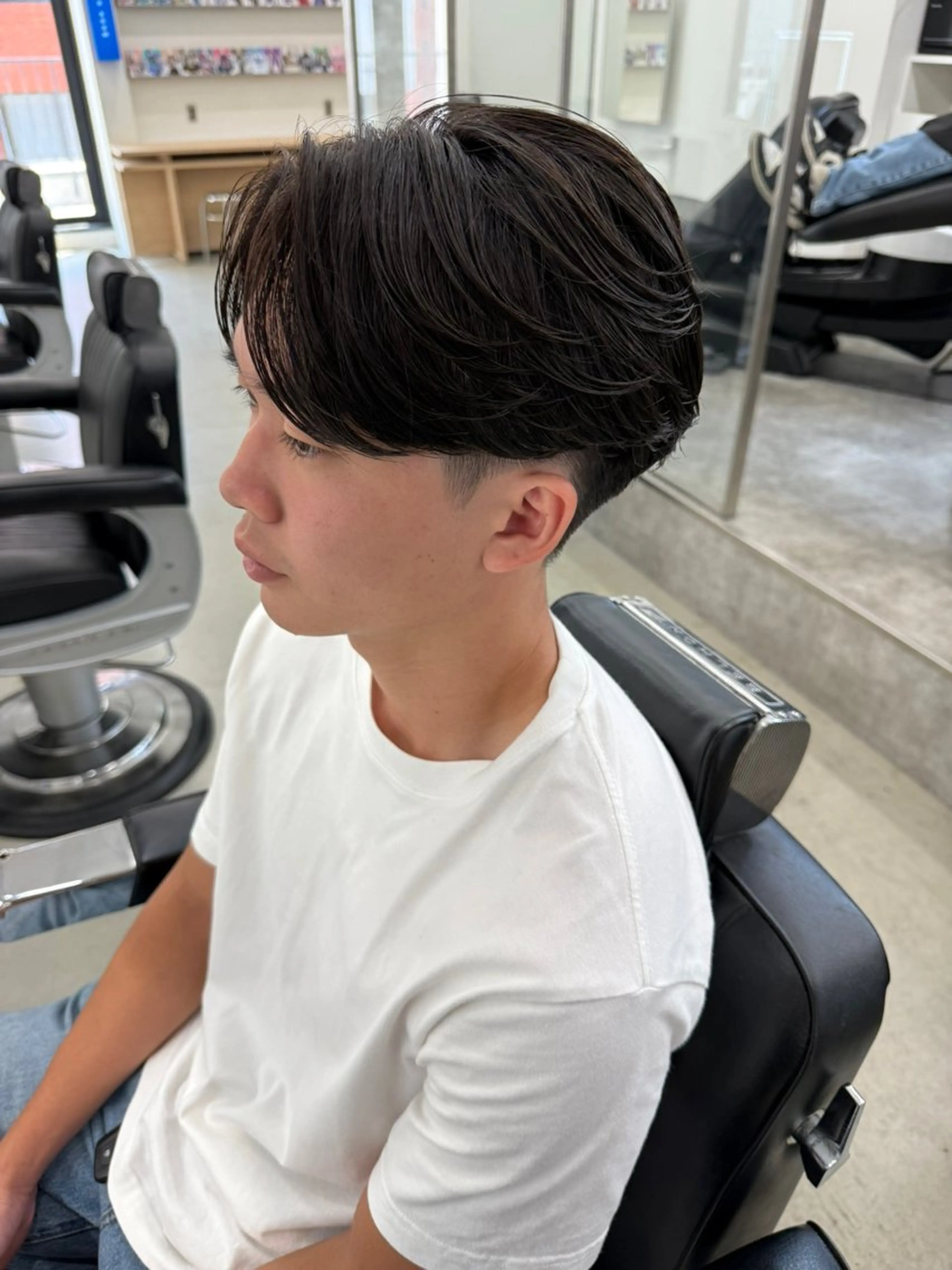 パーマ メンズ メンズブリーチ フェザーパーマ メンズパーマ ニュアンスパーマ パーマ Lond LOGAN所属・古田和也/メンズ特化 /ニュアンスパーマのヘアスタイル