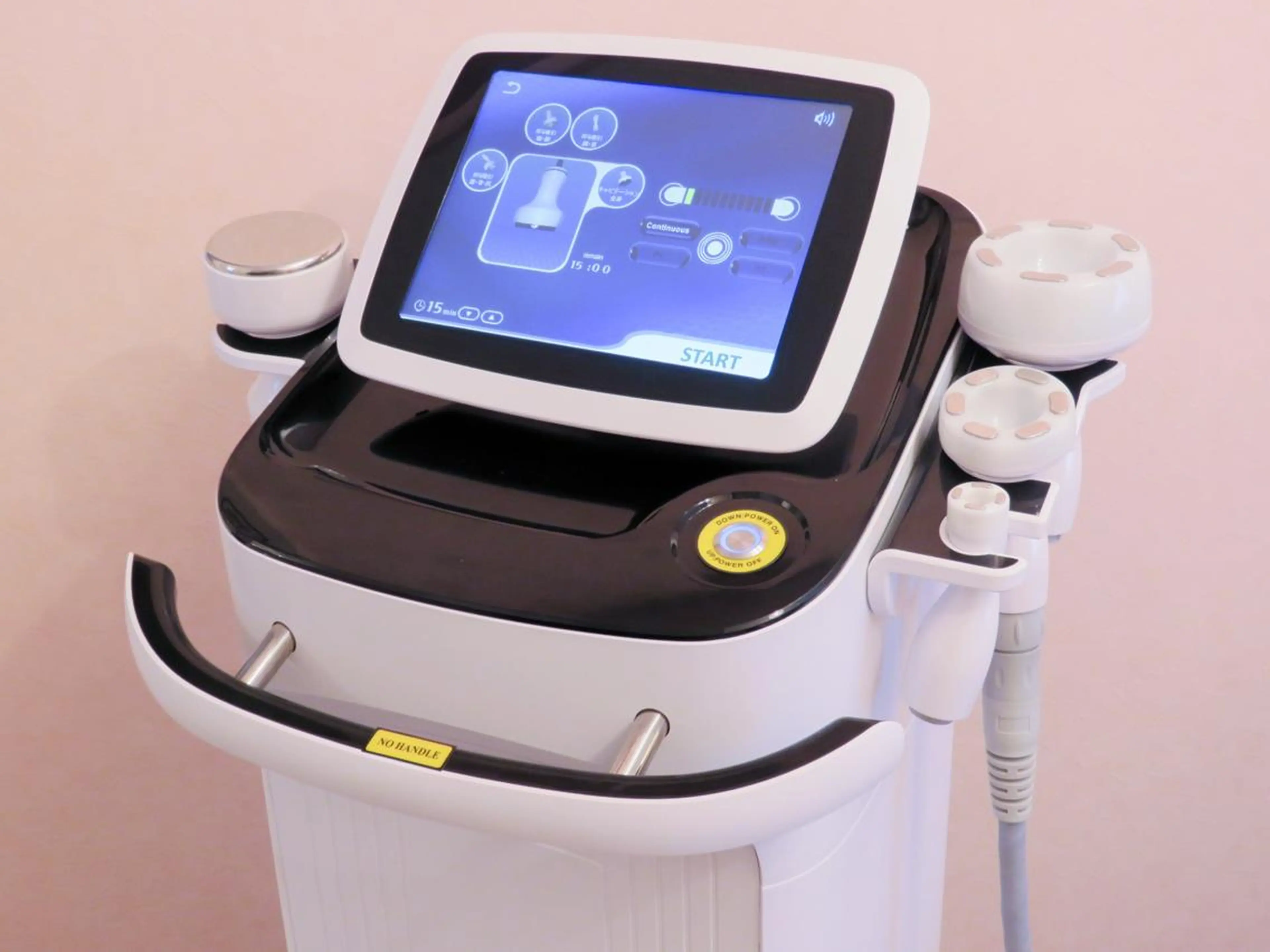 平日限定【痩身】全身ケア/セルライトマシン(キャビ+吸引ラジオ波)30分+強圧ハンドリンパボディ60分 計90分の写真