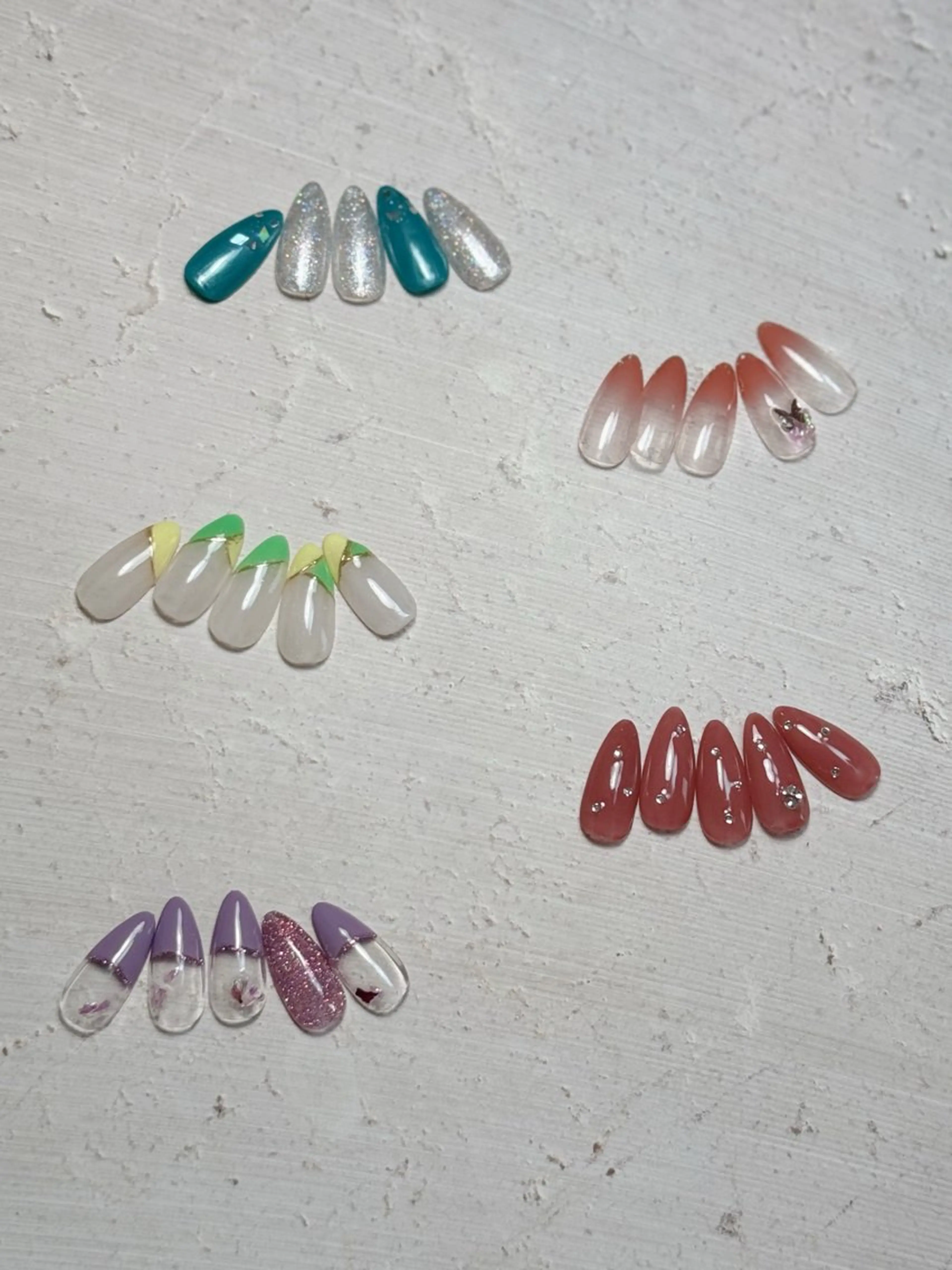 ネイル シンプルネイル ハンドネイル ネイルサロン leafyのネイルデザイン