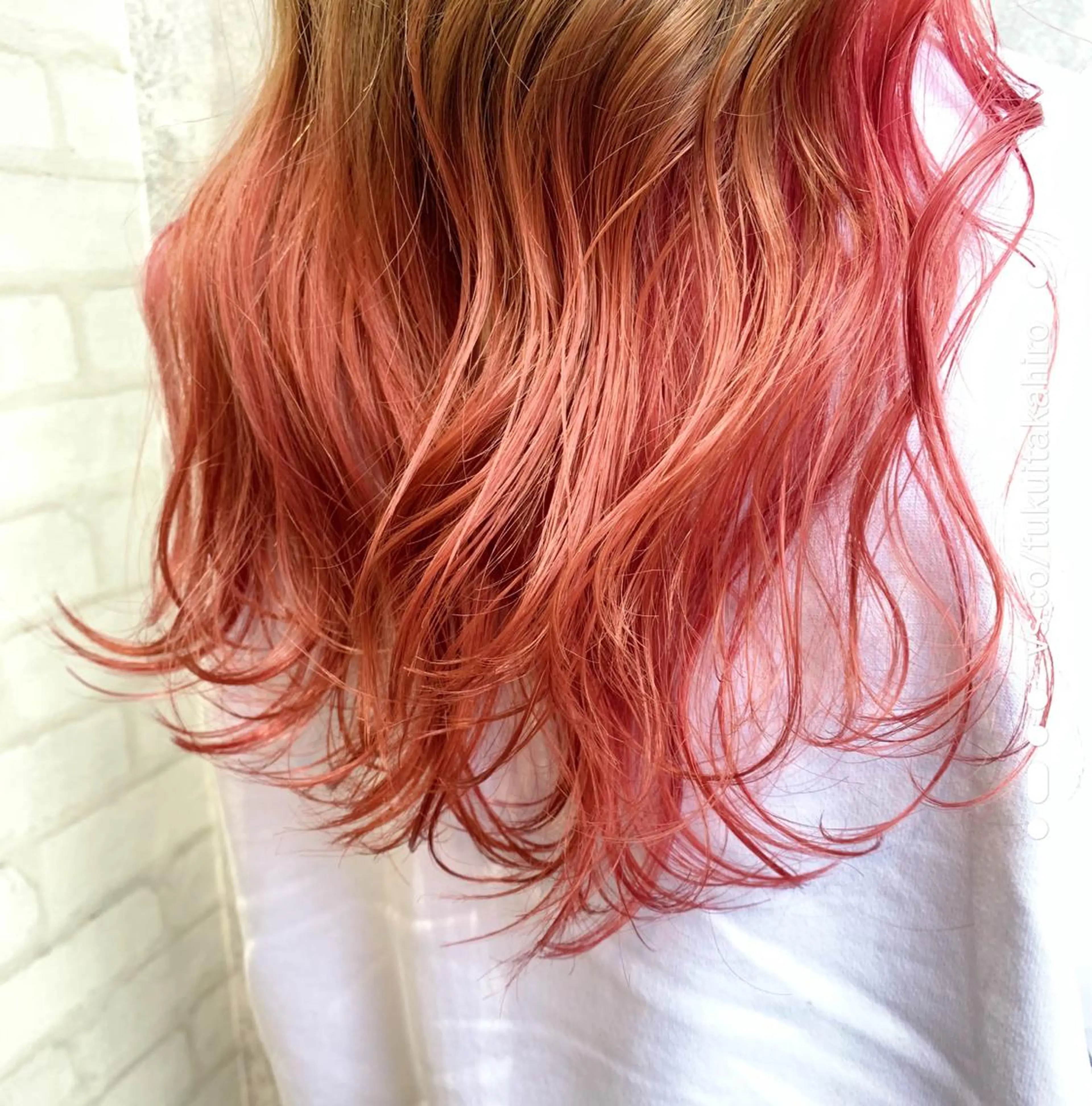 ロング カラー アディクシーカラー アッシュ バレイヤージュ ブリーチ ケアブリーチ ヘアカラー Zina福岡天神店 艶髪/レイヤー/小顔のヘアスタイル