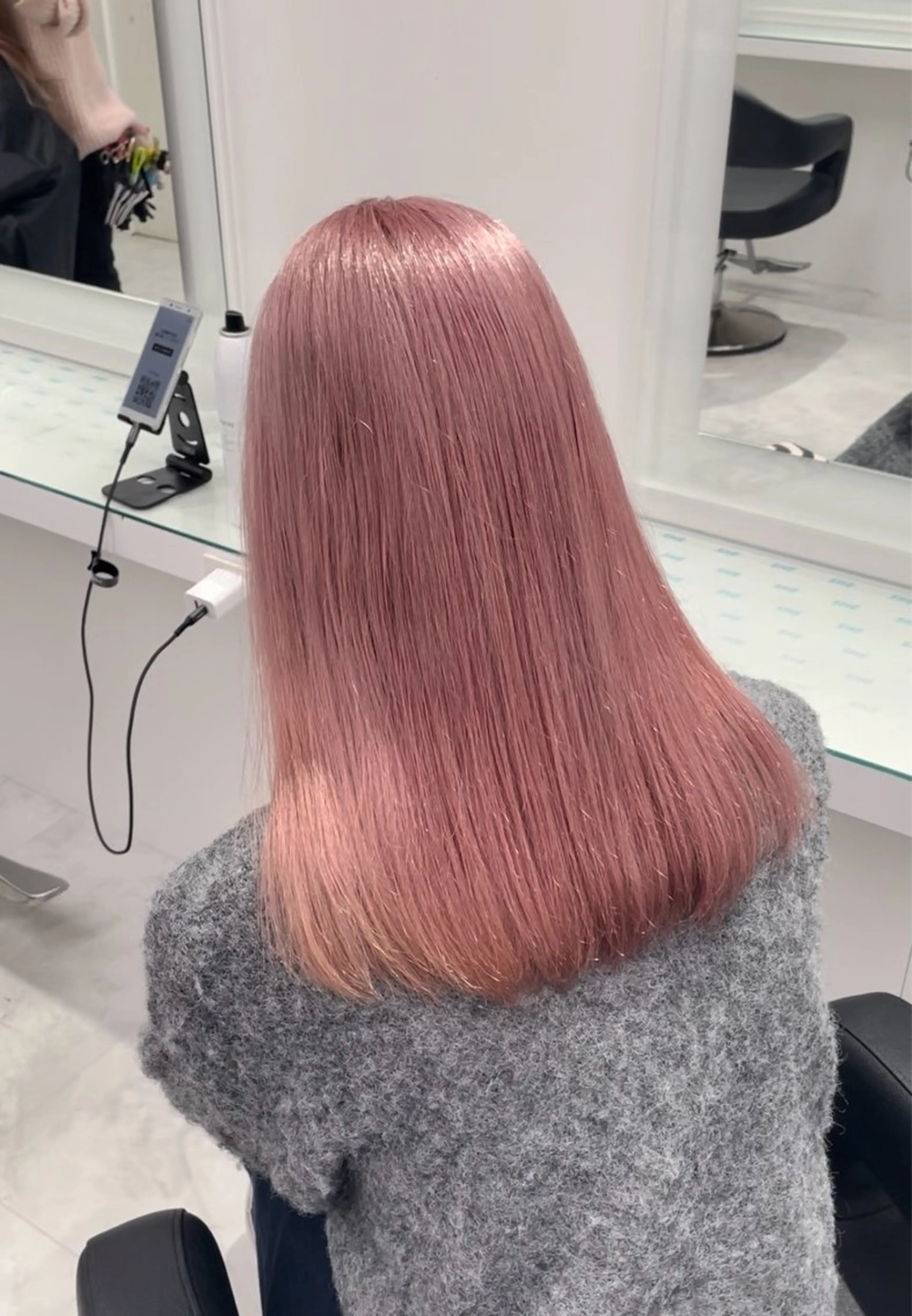 ロング カラー ヘアアレンジ ヘアカラー ハイトーン艶カラー 🤍ゆうひのヘアスタイル