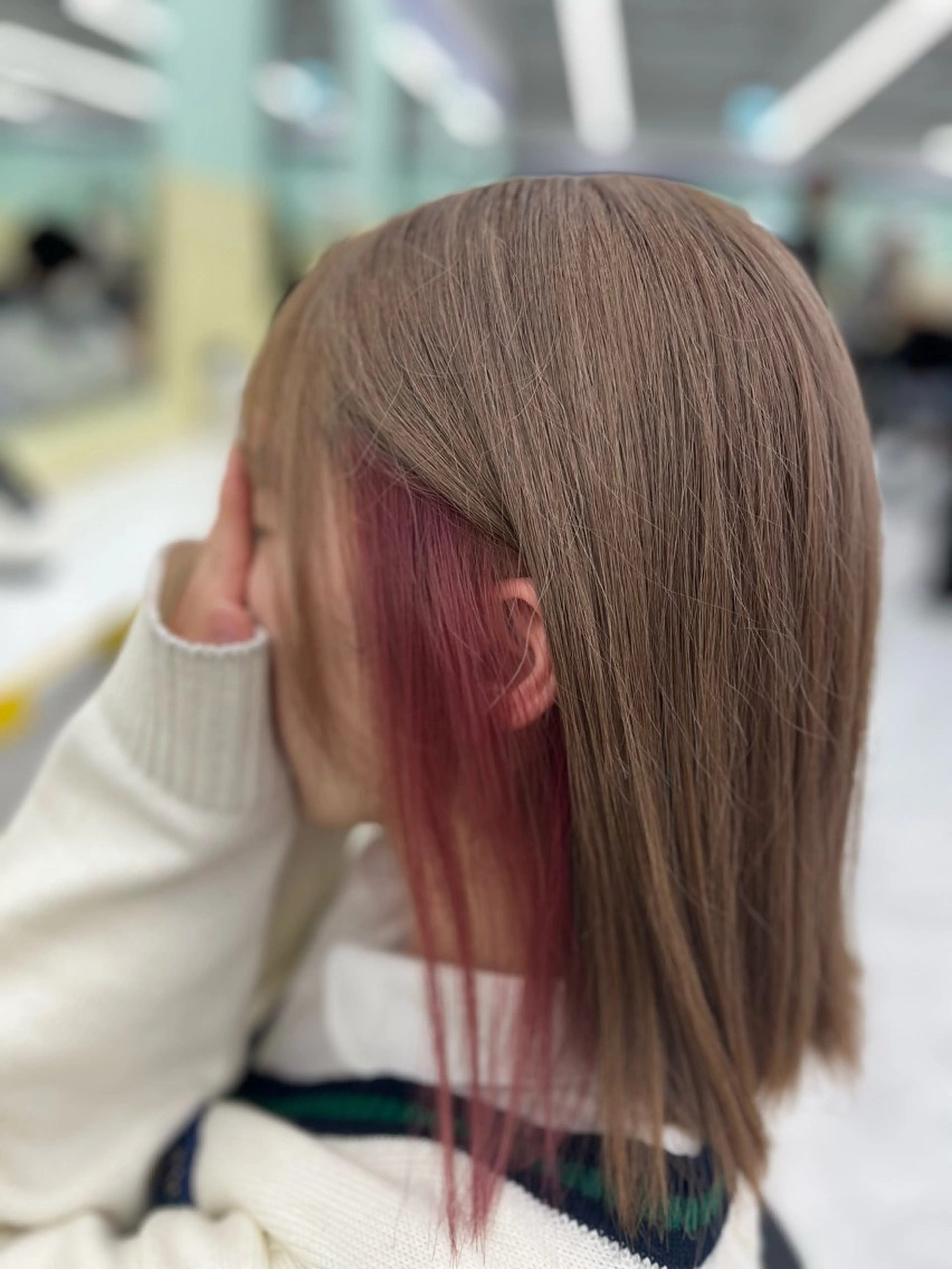 ロング カラー ハイトーンカラー 🦄レイヤーカットのヘアスタイル