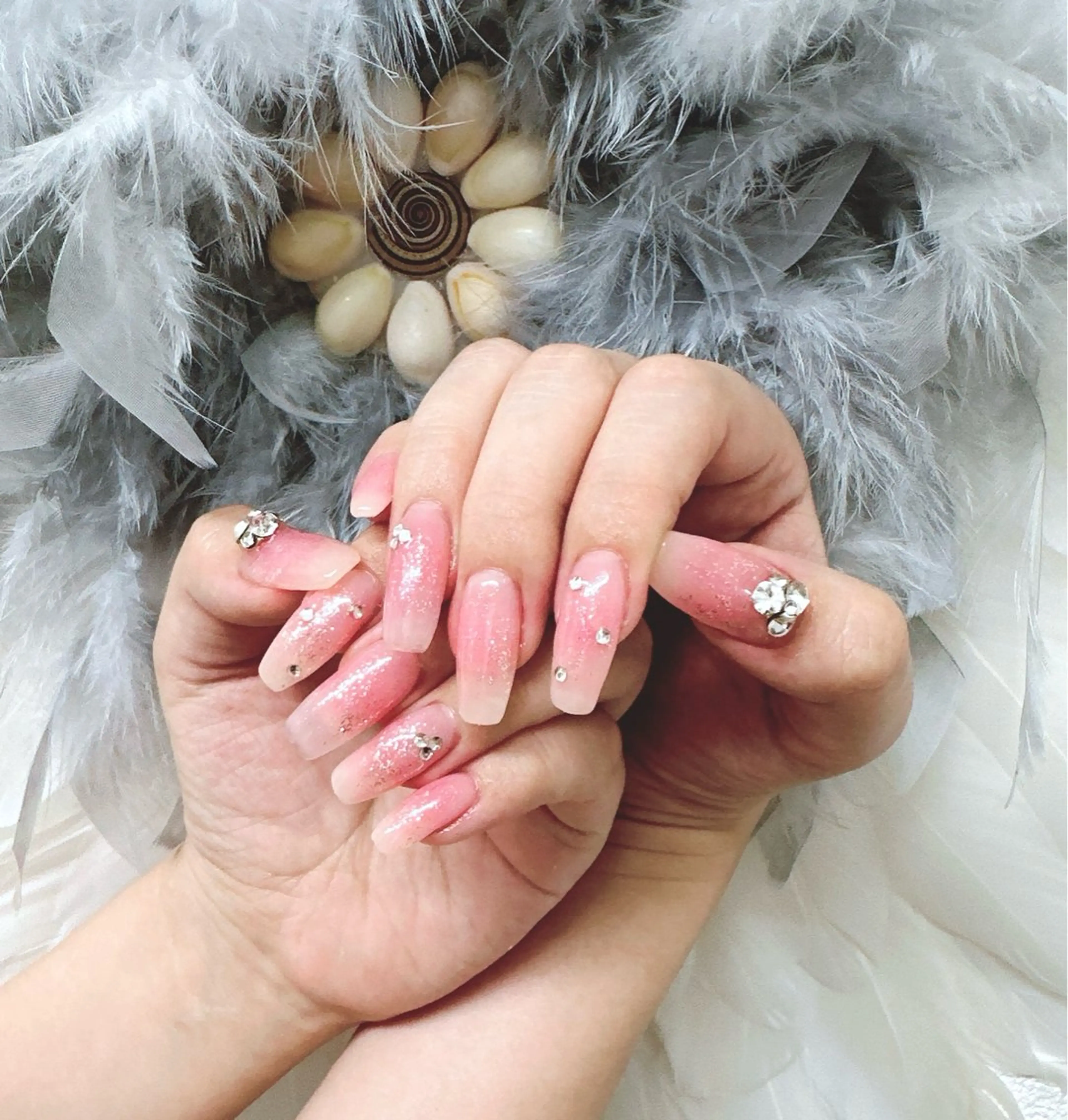 ネイル チークネイル ハンドネイル Pretty Nail Salon     　(ジェル&ケア)所属・Pretty Nail Salonのネイルデザイン