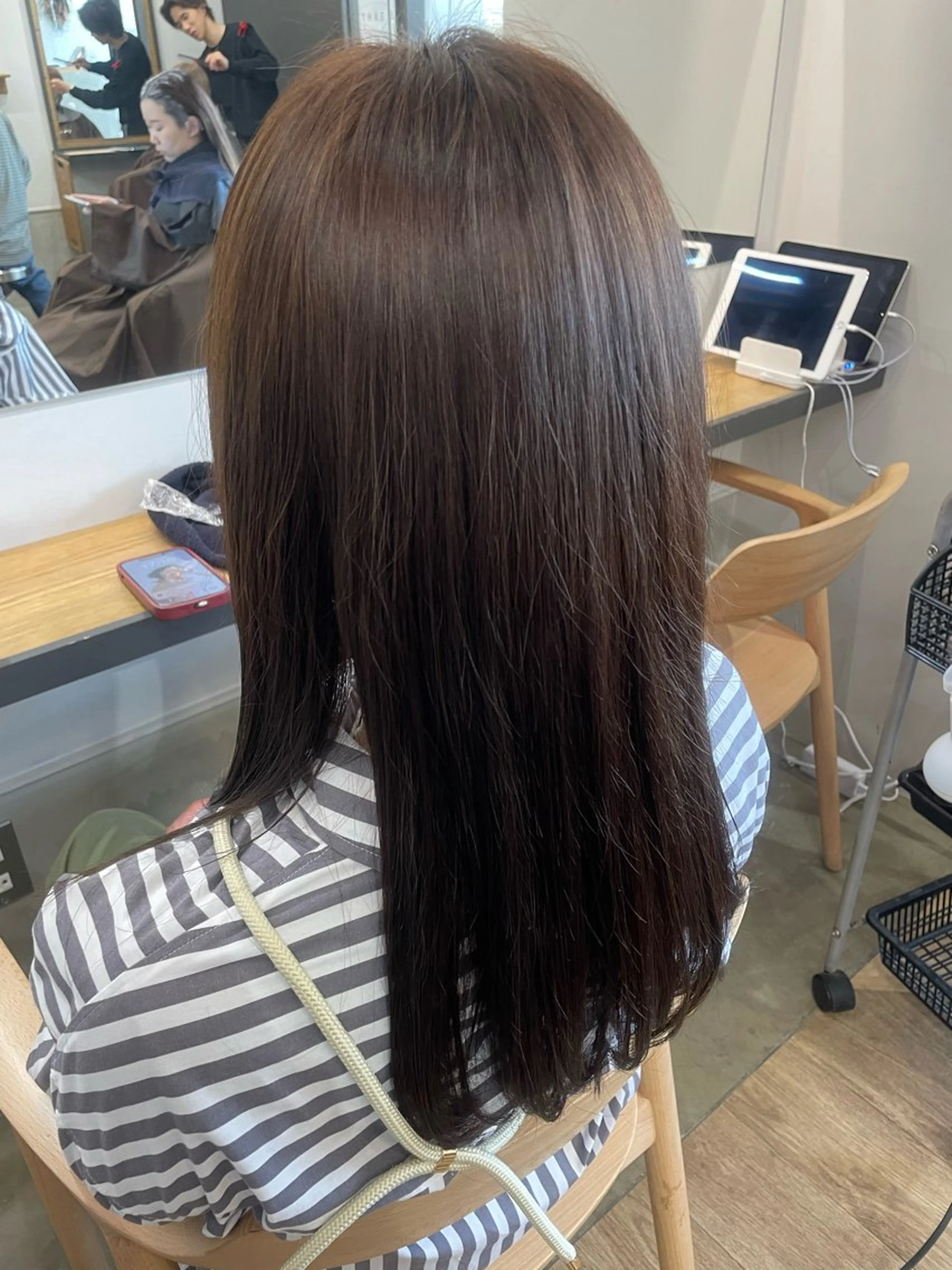 ロング カラー ブラウンカラー ダークブラウン THREE noon所属・田中 きこのヘアスタイル