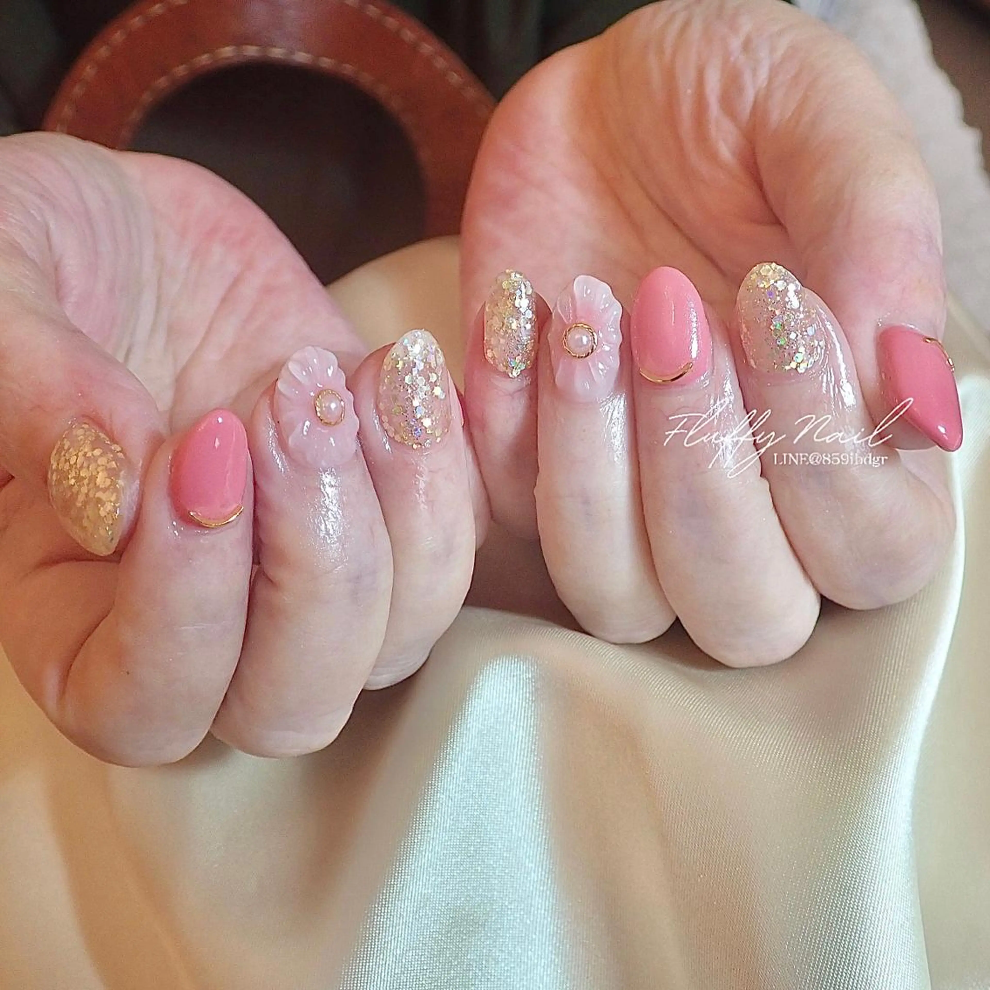 ネイル フラワーネイル ぷっくりネイル . Emmyのネイルデザイン