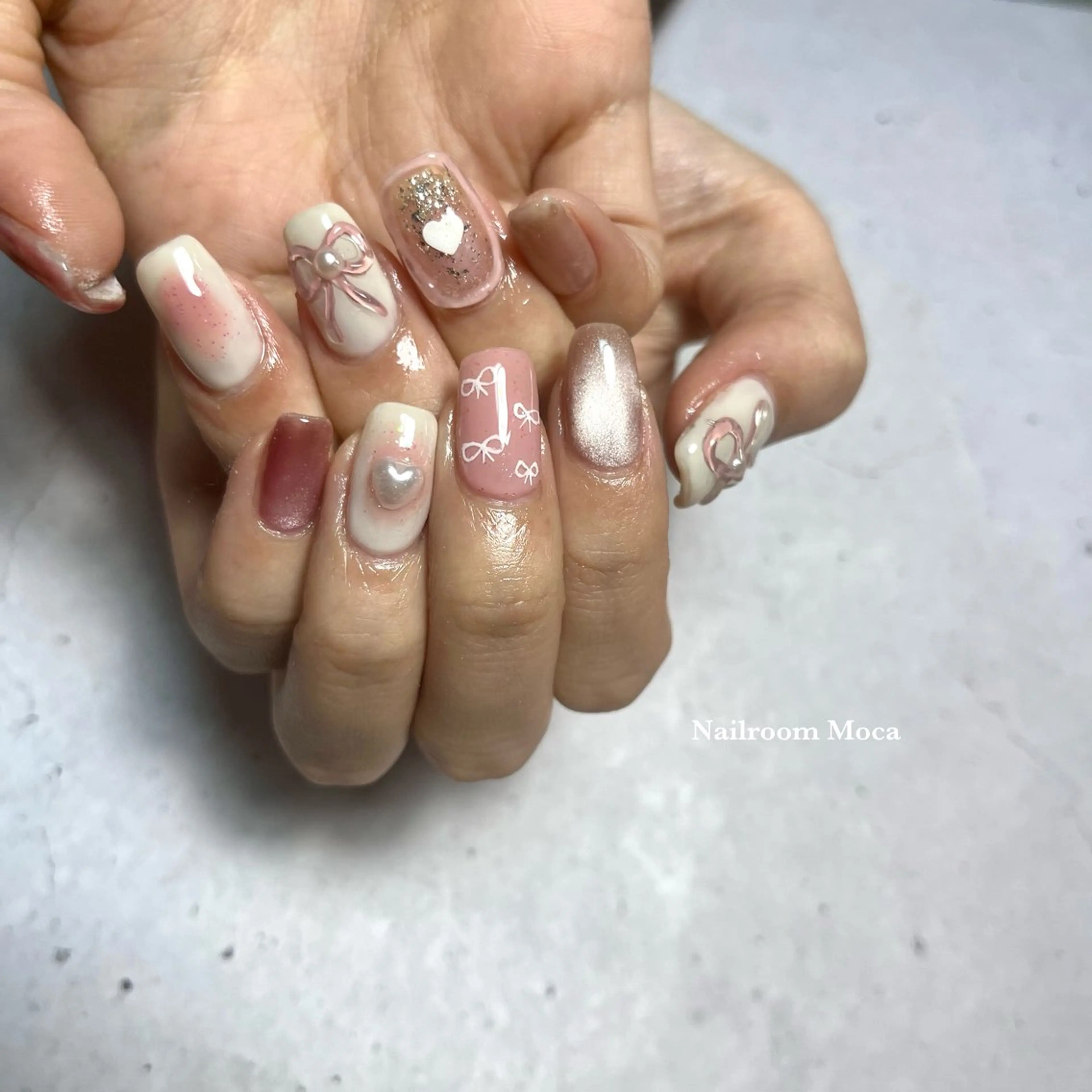 ネイル ハート リボン ハンドネイル Nailroom Mocaのネイルデザイン