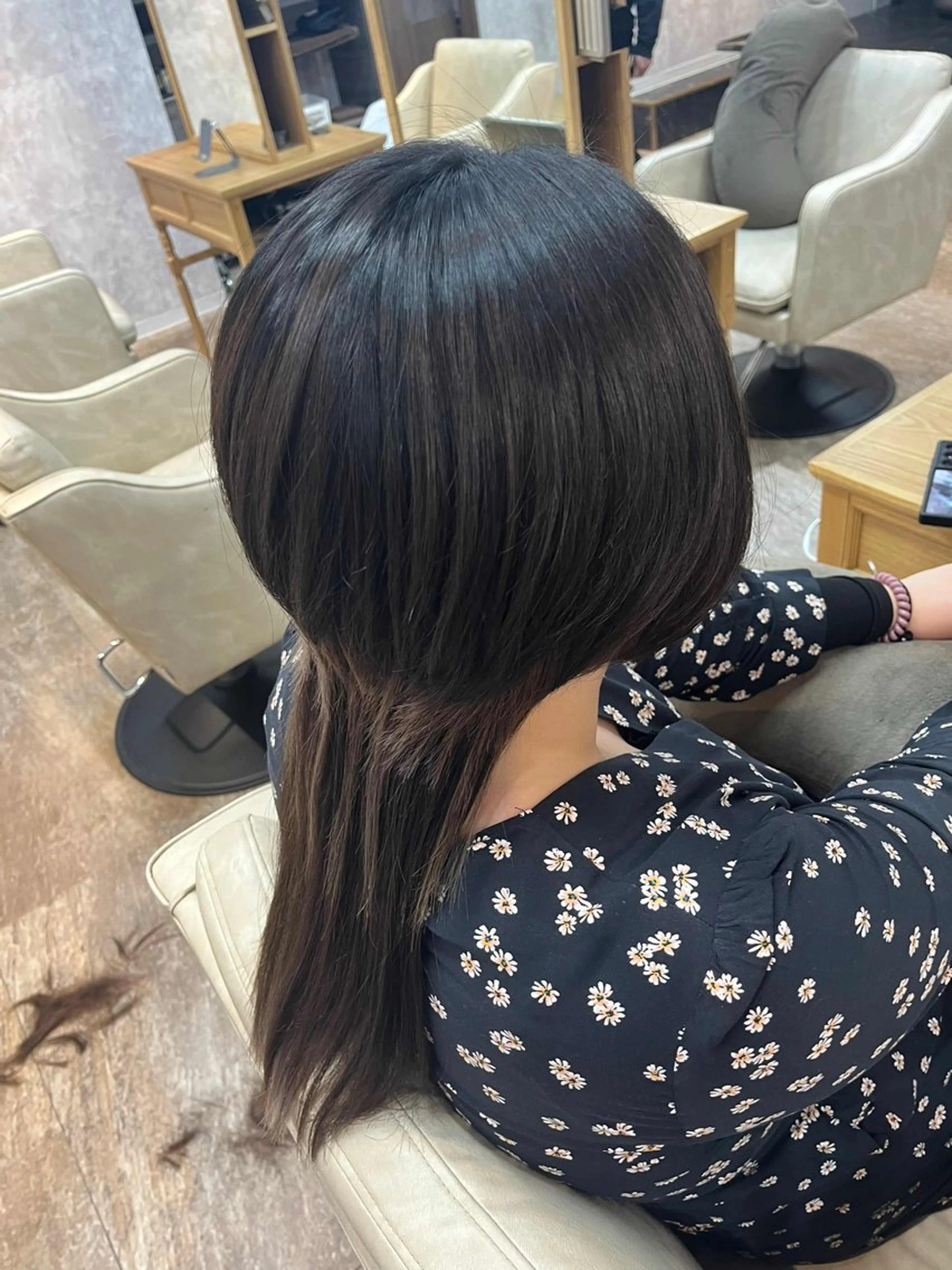 ロング カット sweetroom茅ヶ崎所属・縮毛矯正⚡️カラー いいじまのヘアスタイル