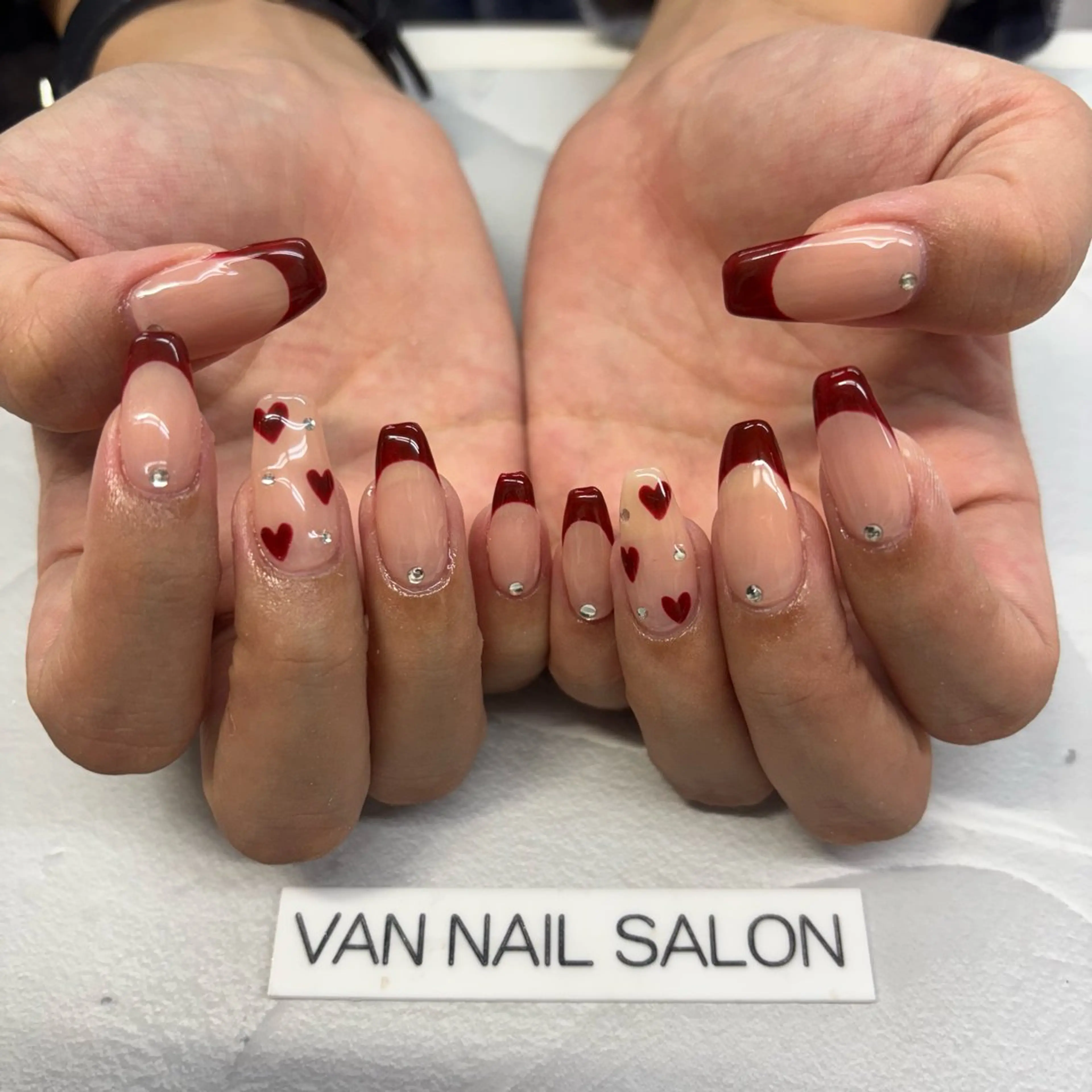ネイル VANNAILSALON 海老名店所属・VANNAIL 海老名店のネイルデザイン