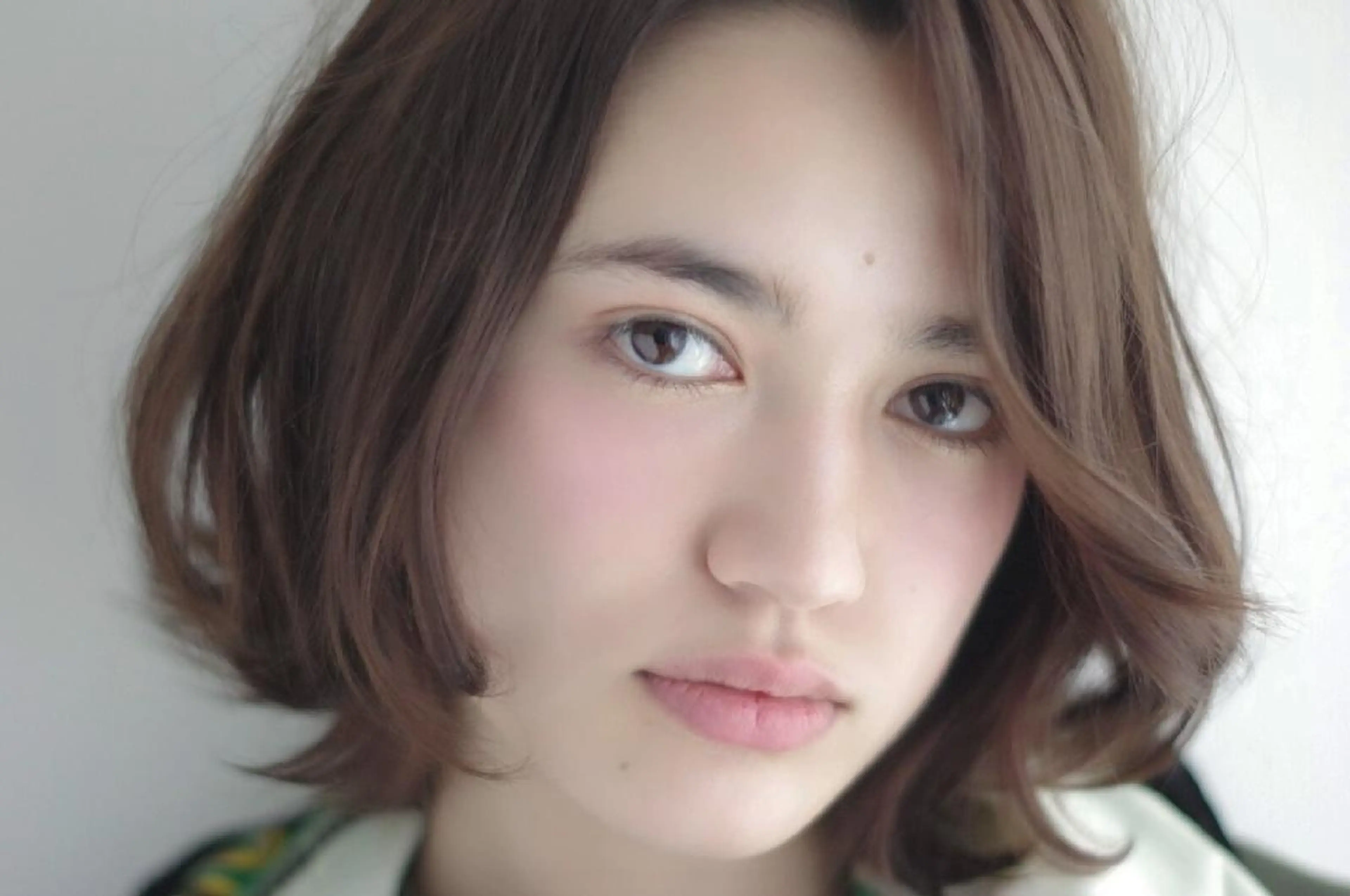 ミディアム カラー iLu.所属・川俣 洋仁のヘアスタイル