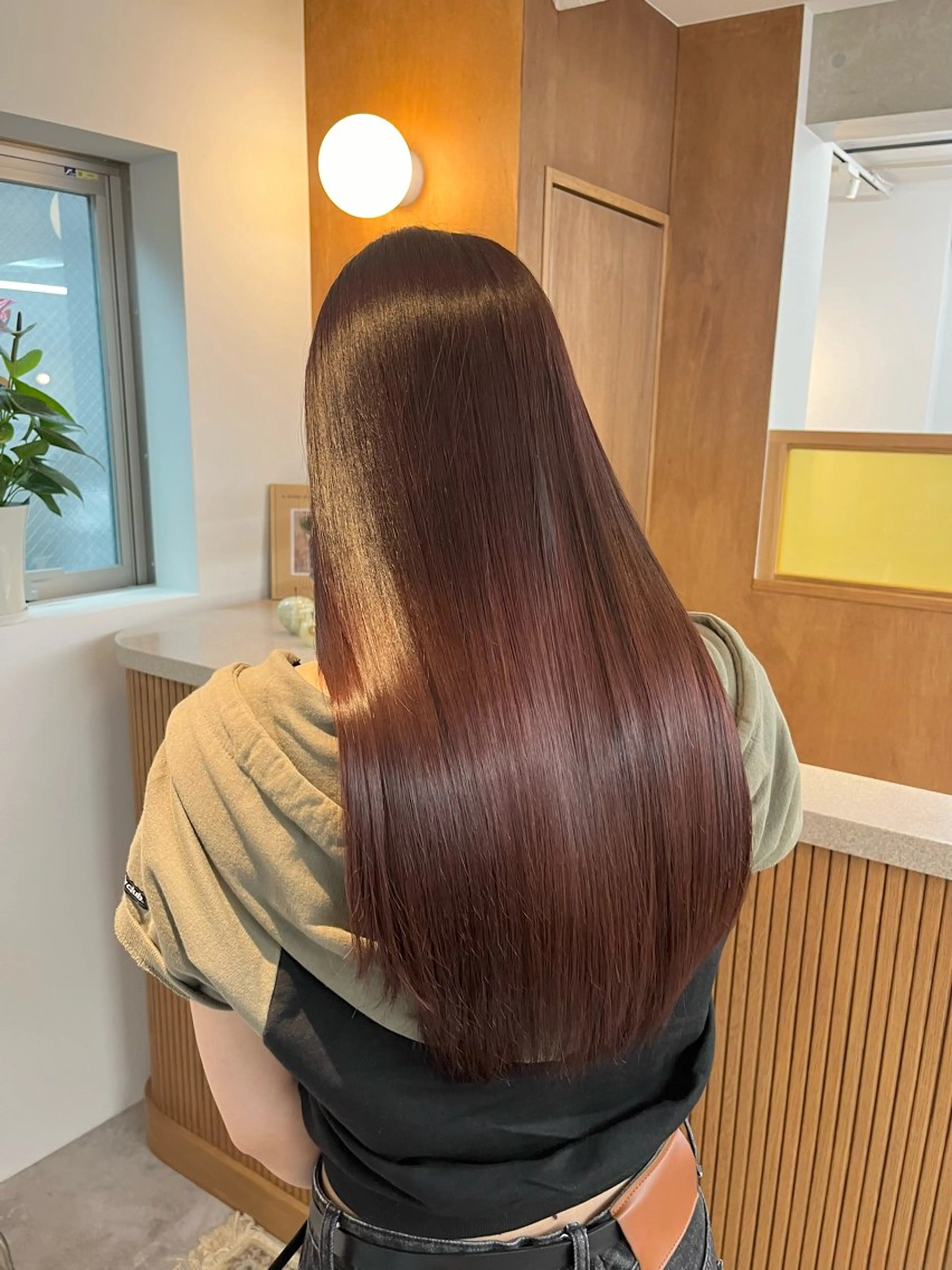 👑梅雨時期人気No.1👑【メンテナンスカット➕縮毛矯正➕透明感カラー➕1stepトリートメント】の写真