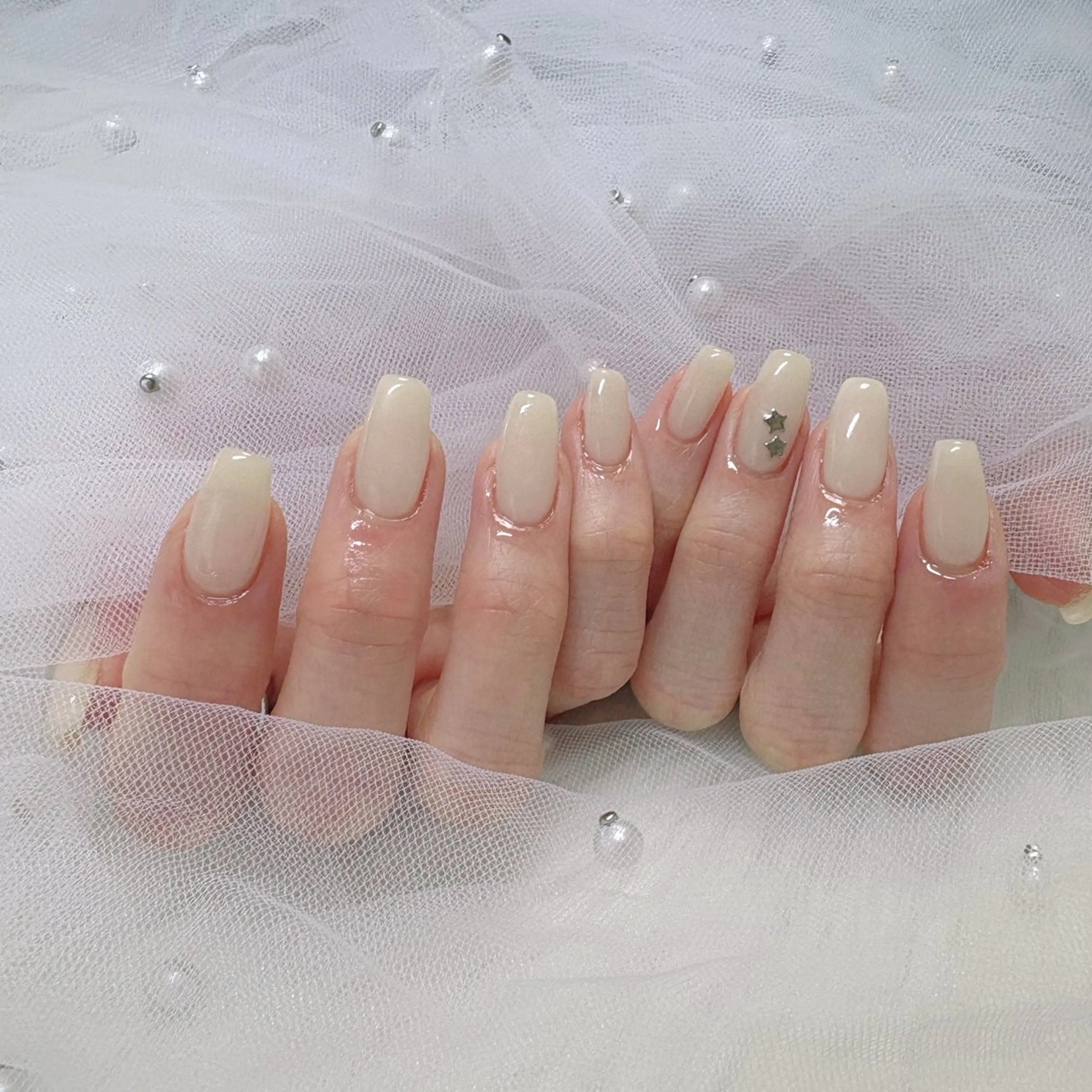 ネイル ワンカラーネイル ハンドネイル ハンドケア 🐝TOMO🎀ིྀ 【パラジェル取扱店】のネイルデザイン