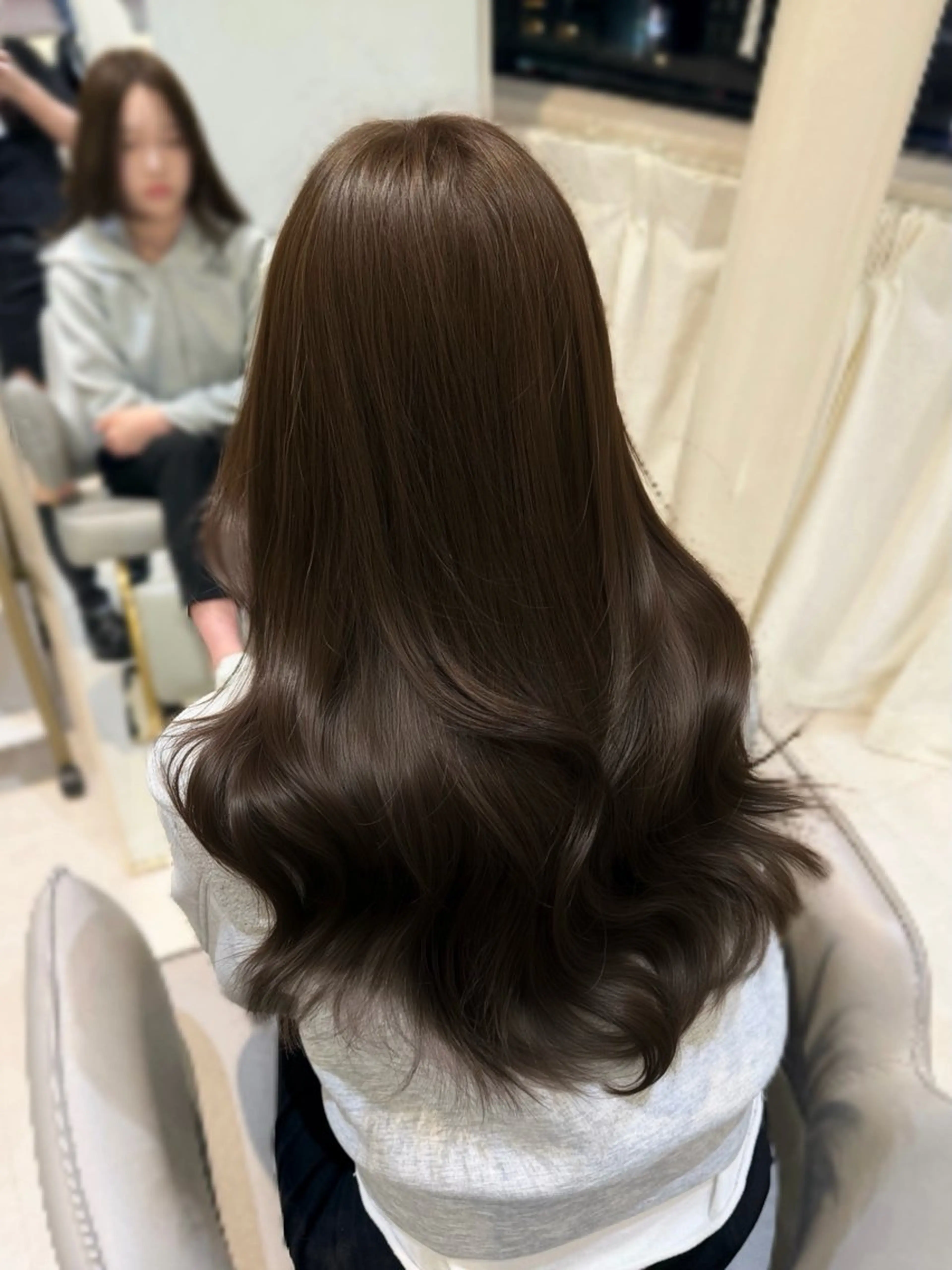 ロング カラー ブラウンカラー 透明感カラー オリーブブラウン 梅田/透明感カラー ／レイヤー🤍カンのヘアスタイル